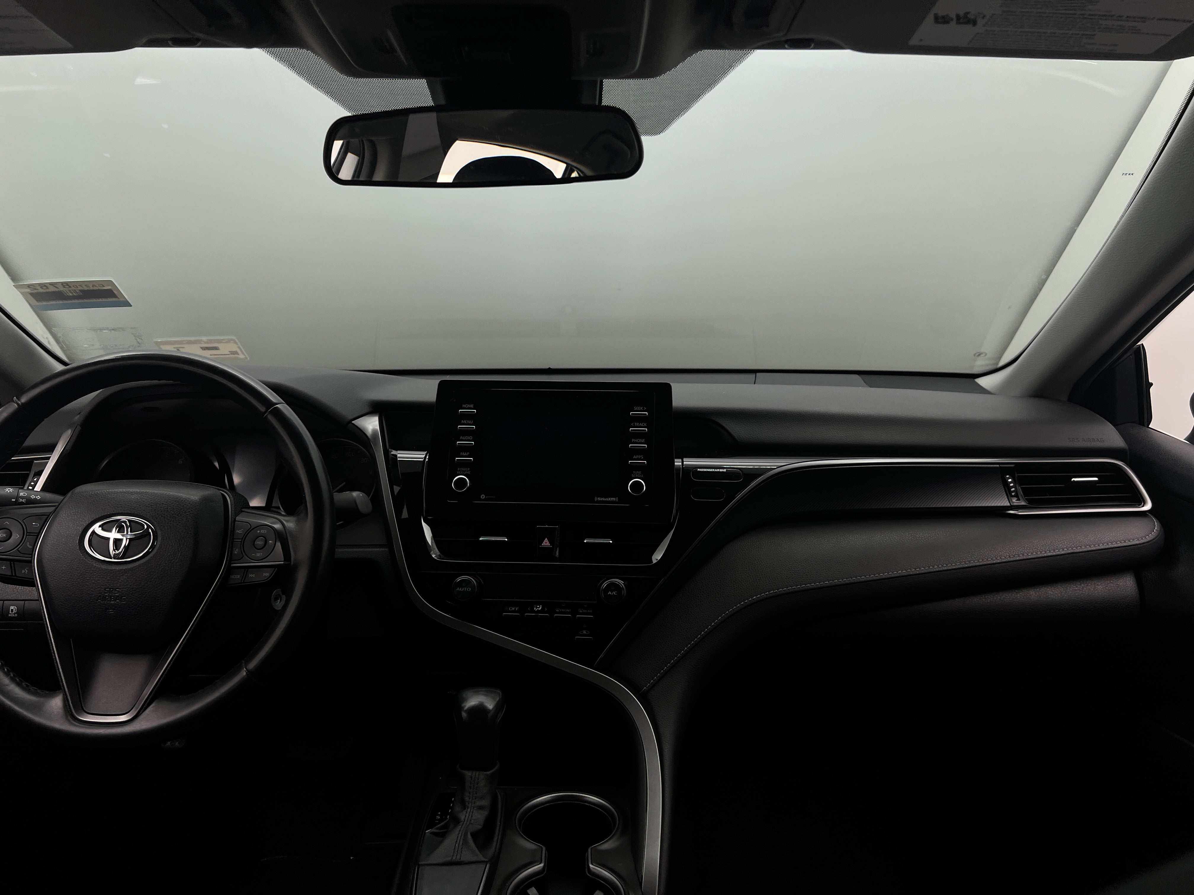 2021 Toyota Camry SE 2
