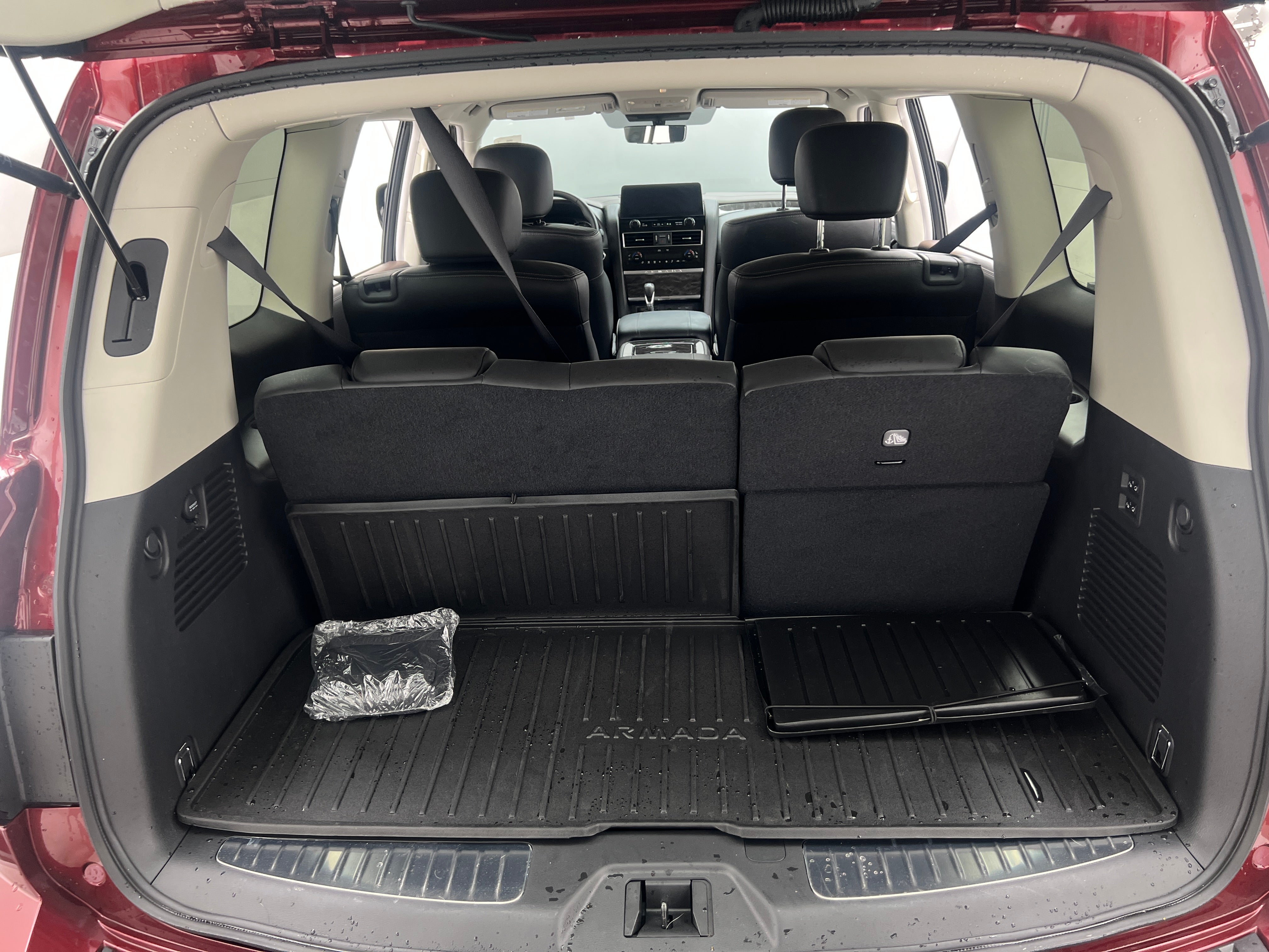 2024 Nissan Armada Platinum Edition 6