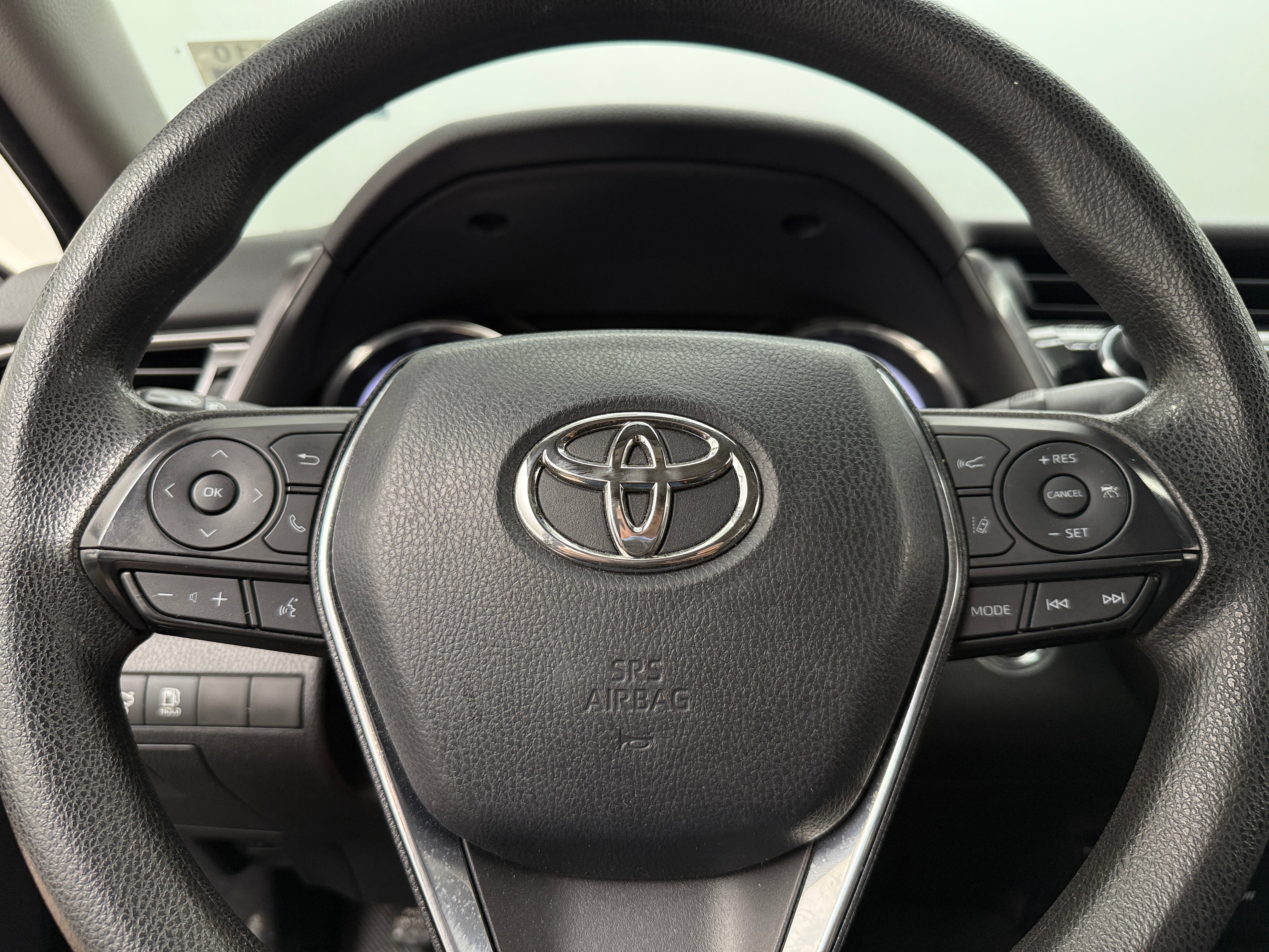 2019 Toyota Camry LE 5