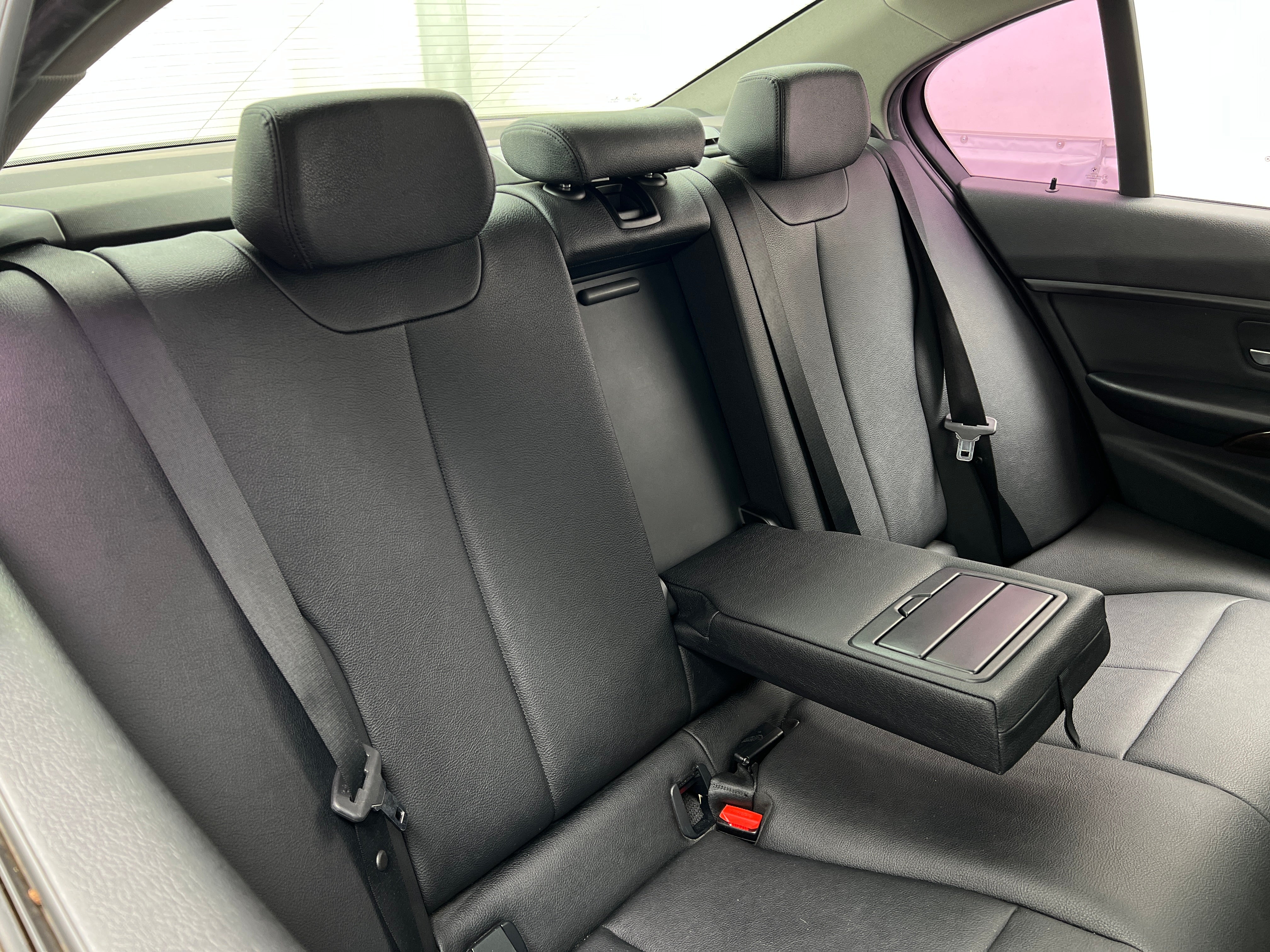 2015 BMW 3 Series 328i 5
