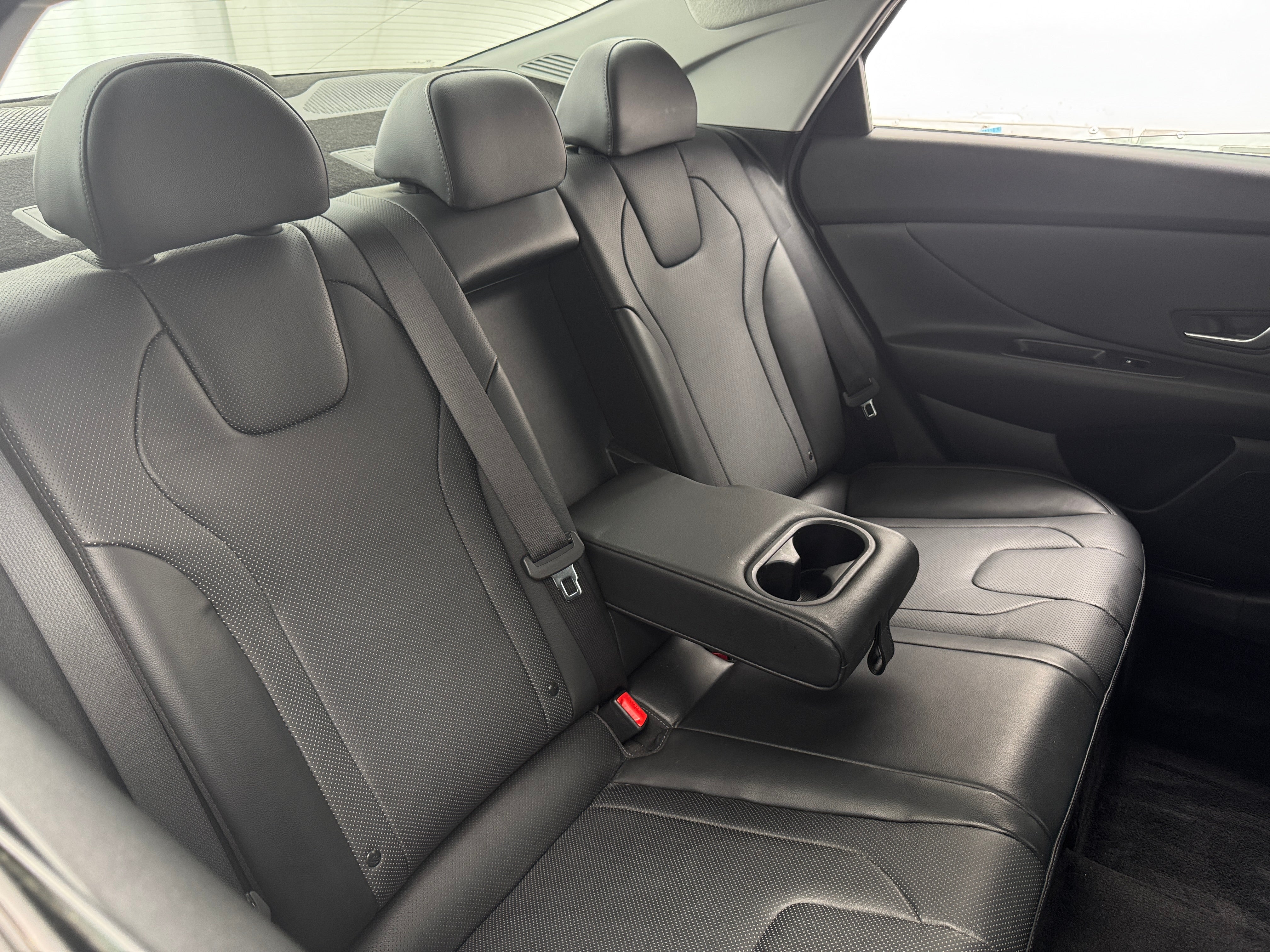 2023 Hyundai Elantra Limited Edition 5