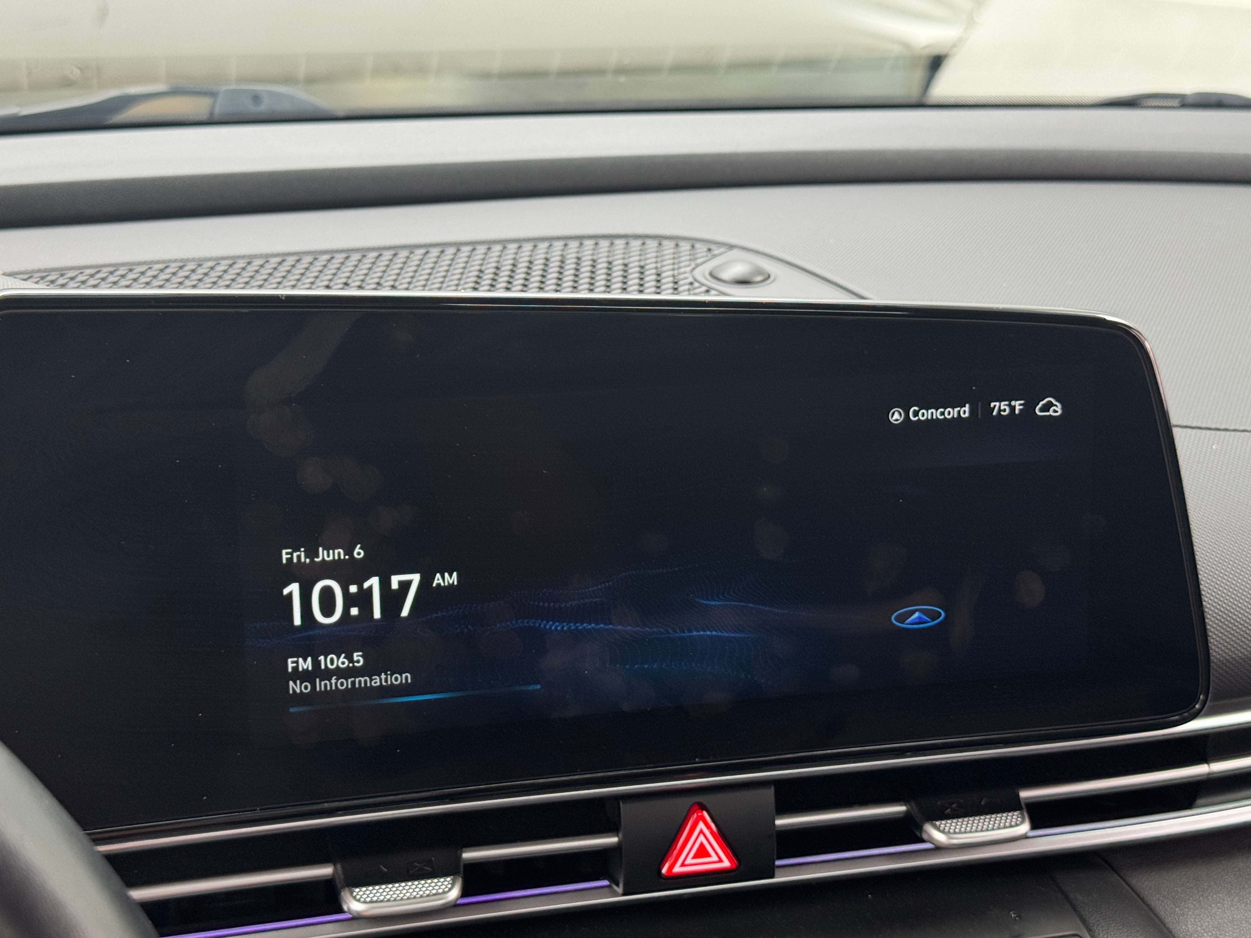 2023 Hyundai Elantra Limited Edition 3