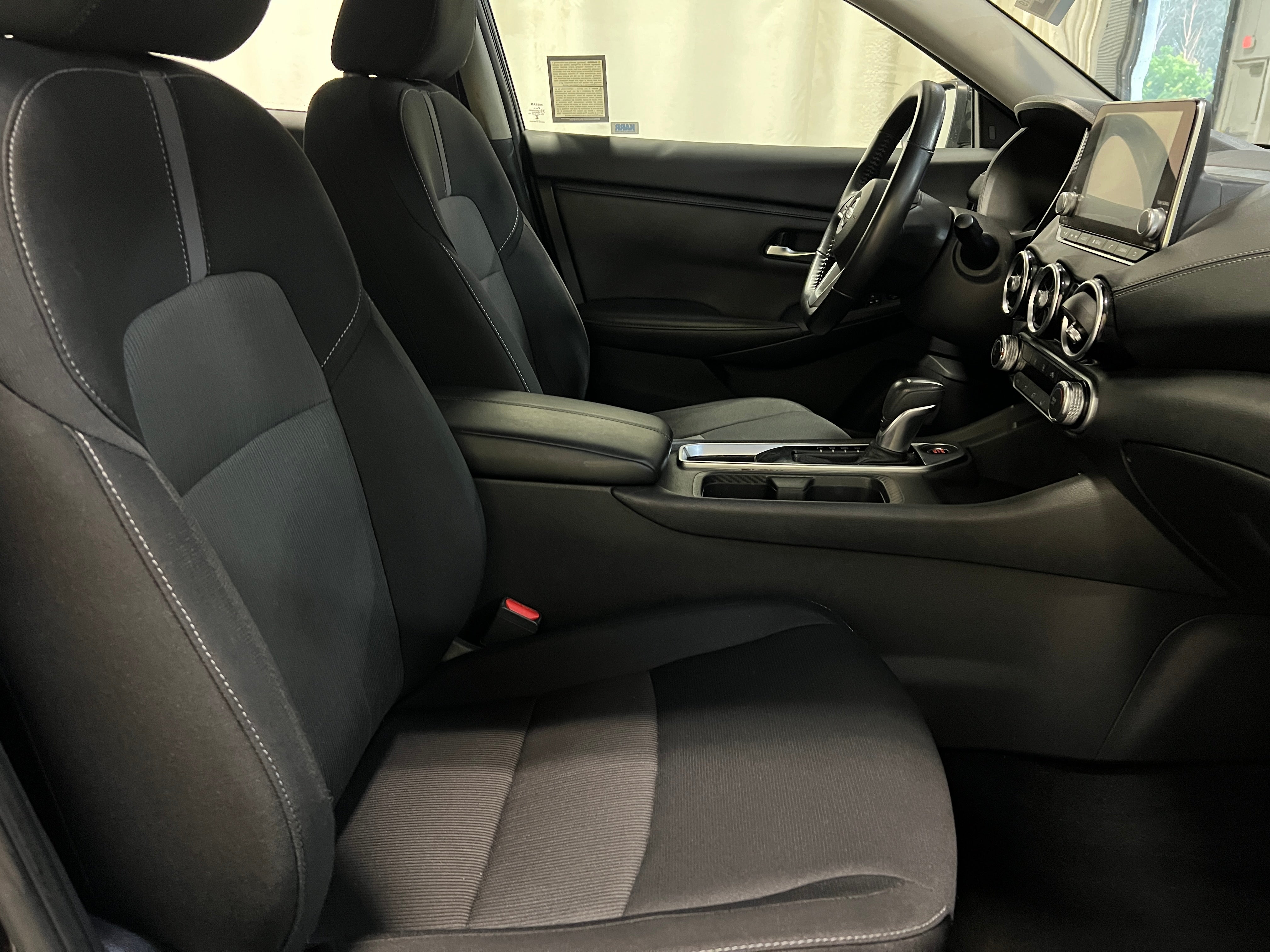 2022 Nissan Sentra SV 2