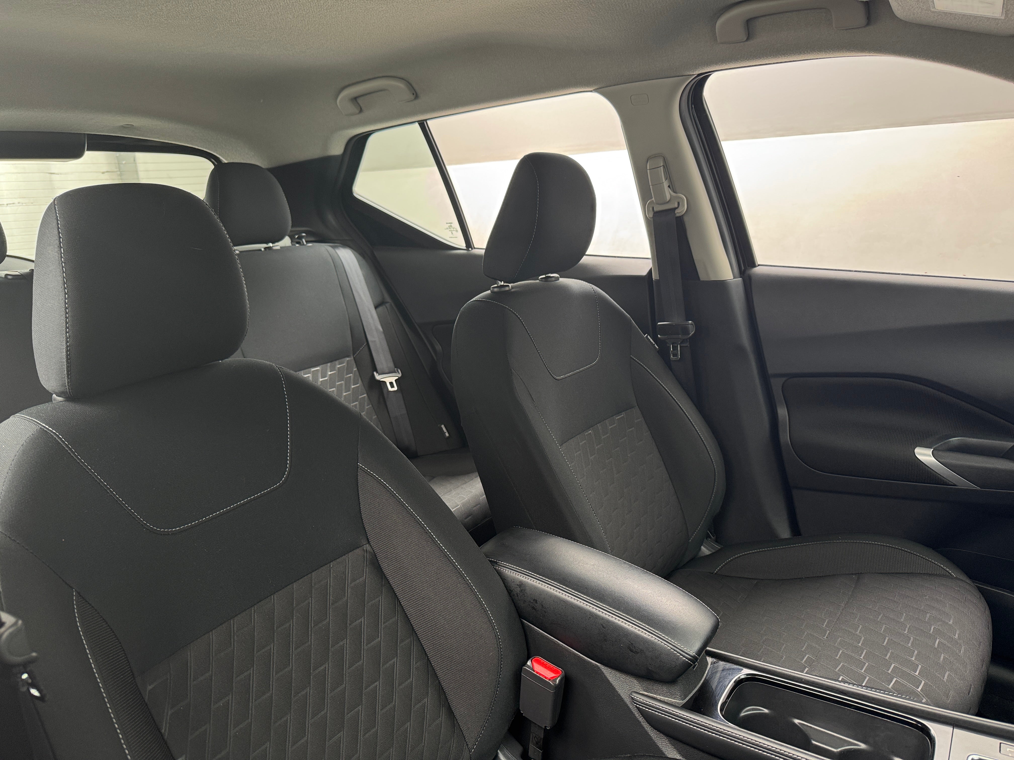 2024 Nissan Kicks SV 2