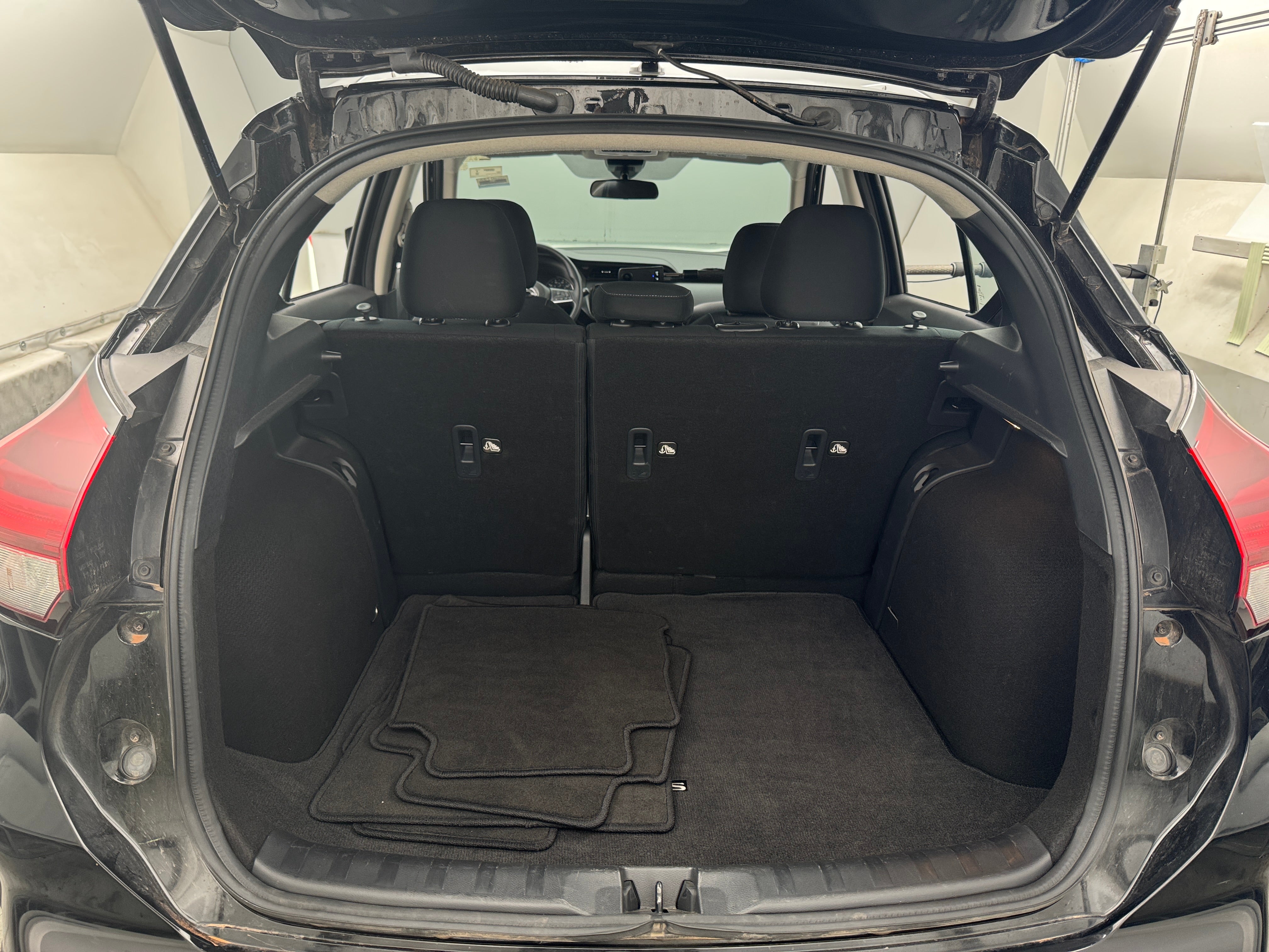 2024 Nissan Kicks SV 7