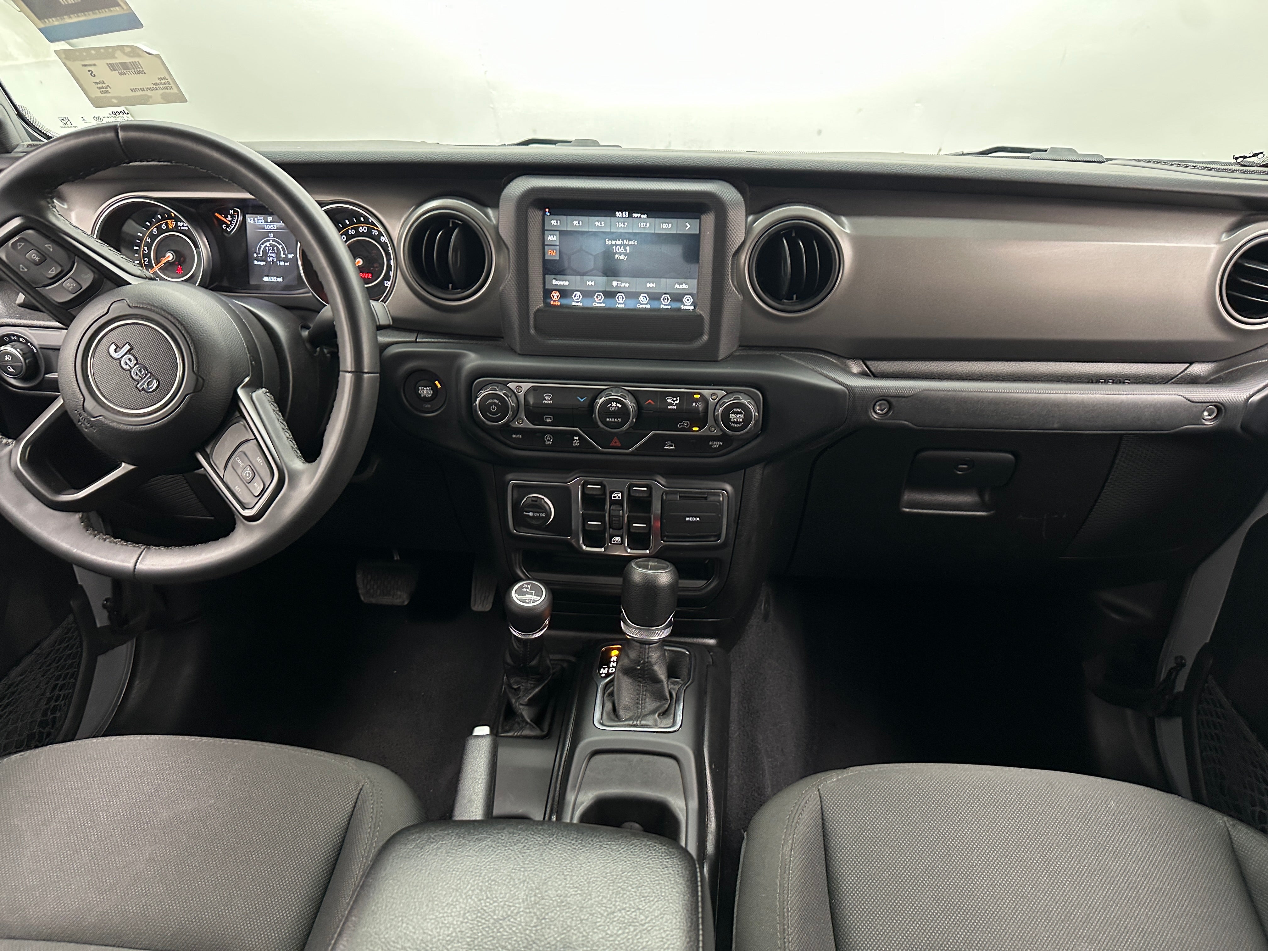 2023 Jeep Gladiator Sport 3