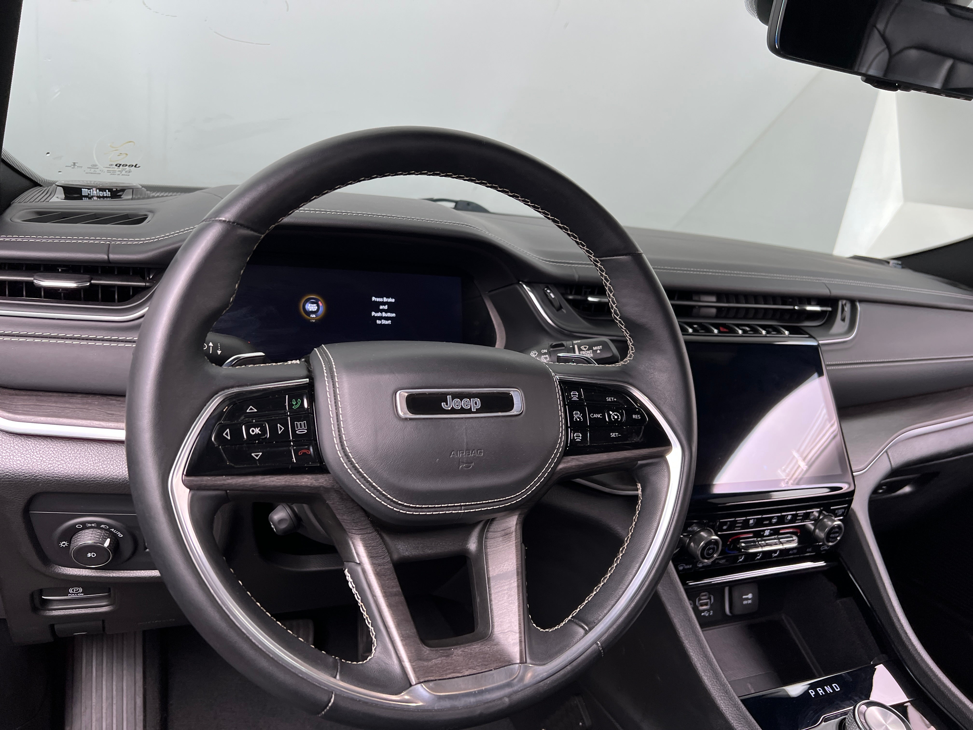2022 Jeep Grand Cherokee L Overland 4