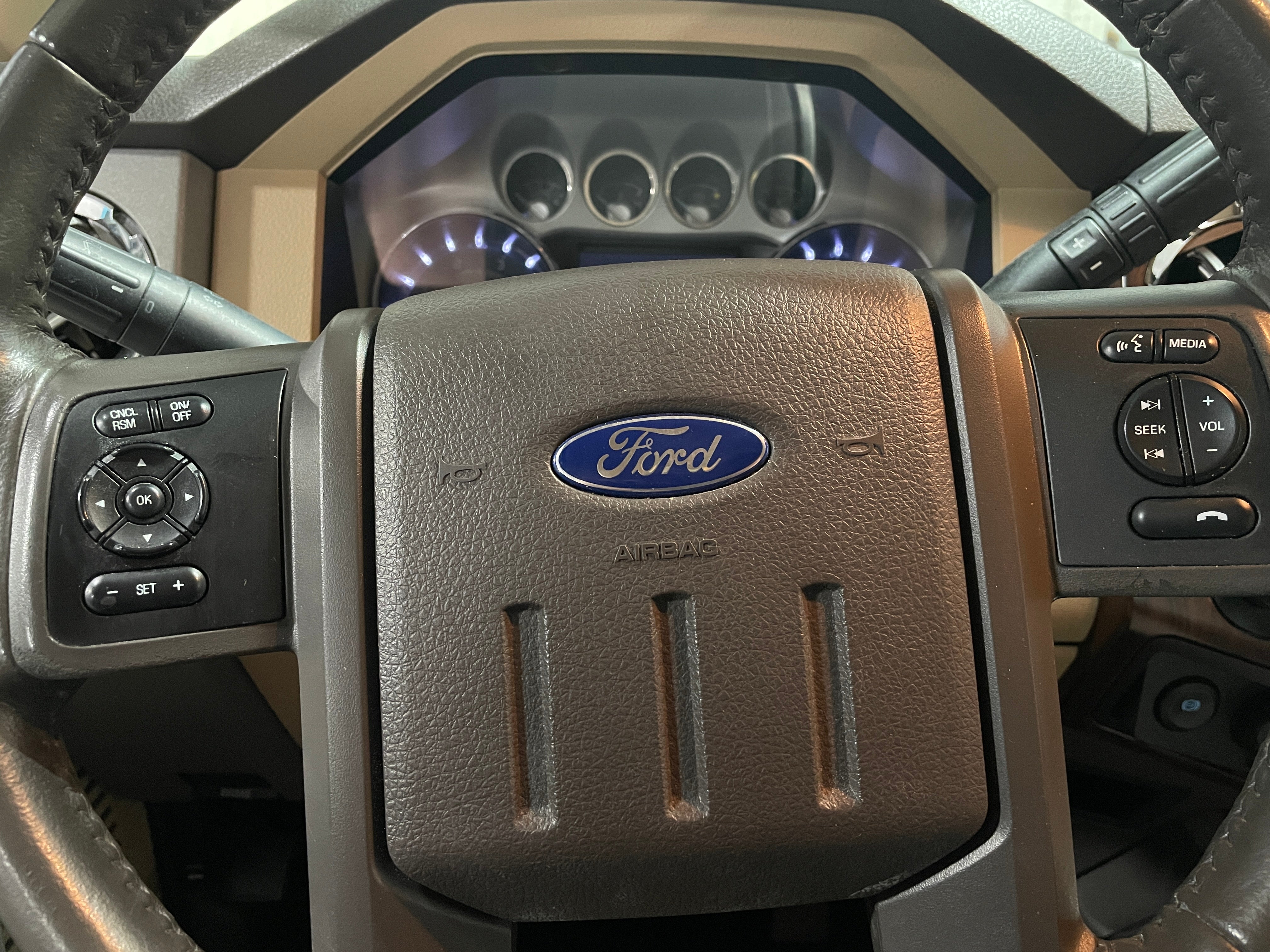 2015 Ford Econoline E-350 4