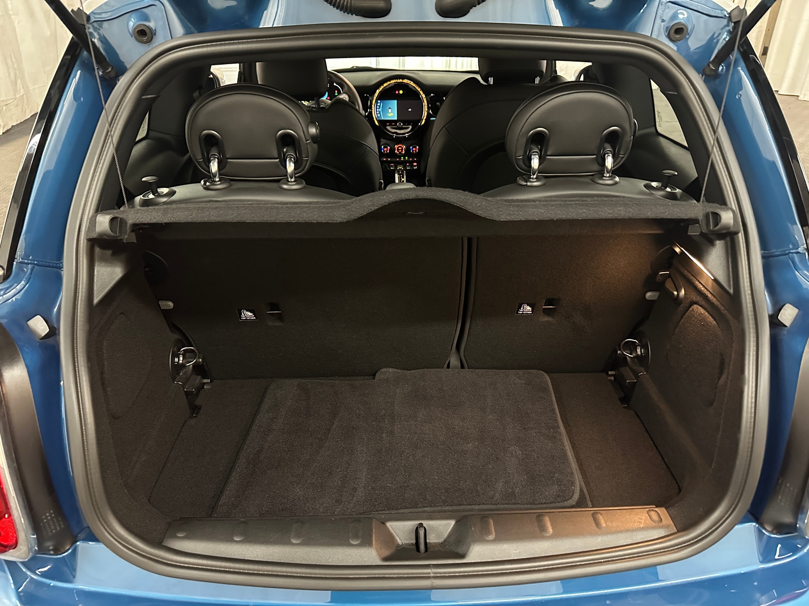 Thumbnail: 2023 MINI Cooper Hardtop - 7