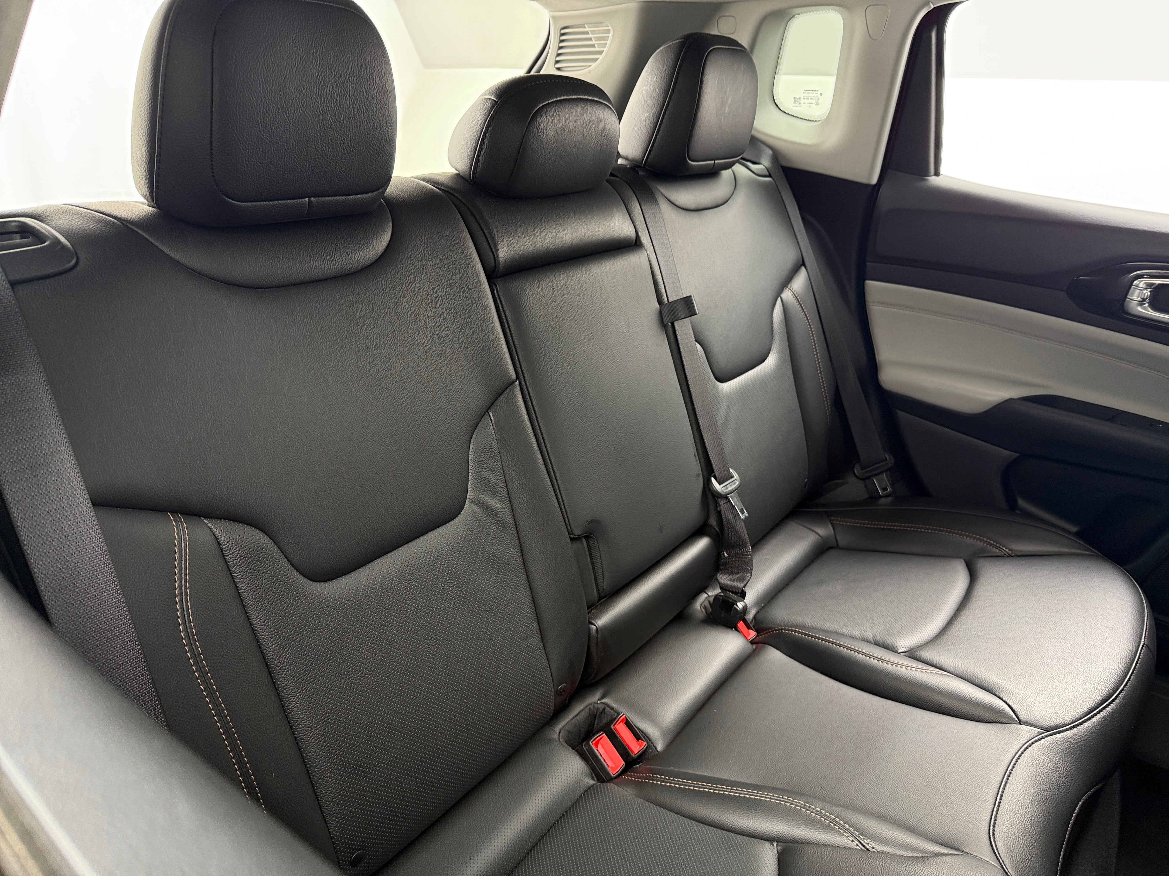 2022 Jeep Compass Limited 5