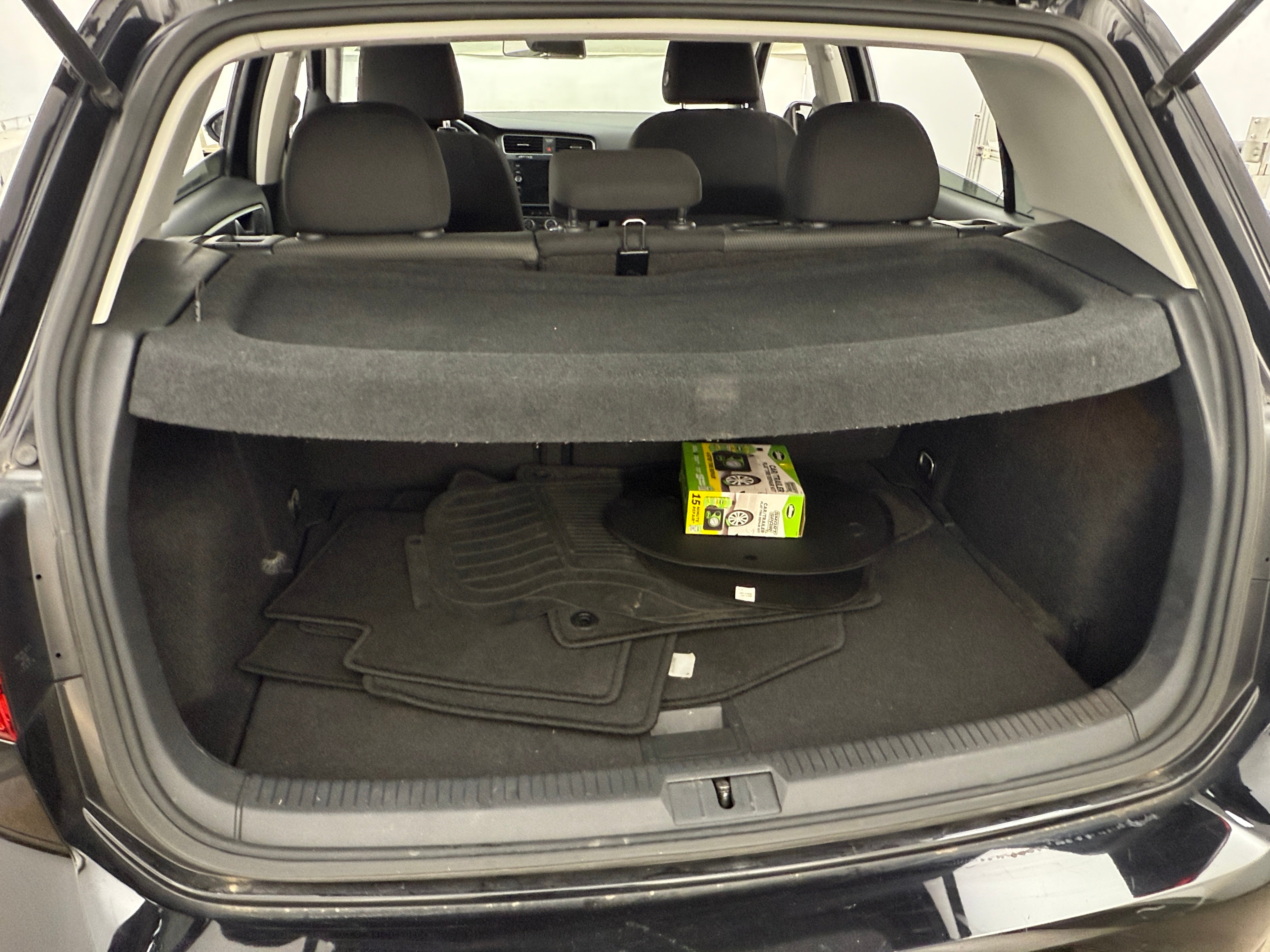 2019 Volkswagen e-Golf SE 7