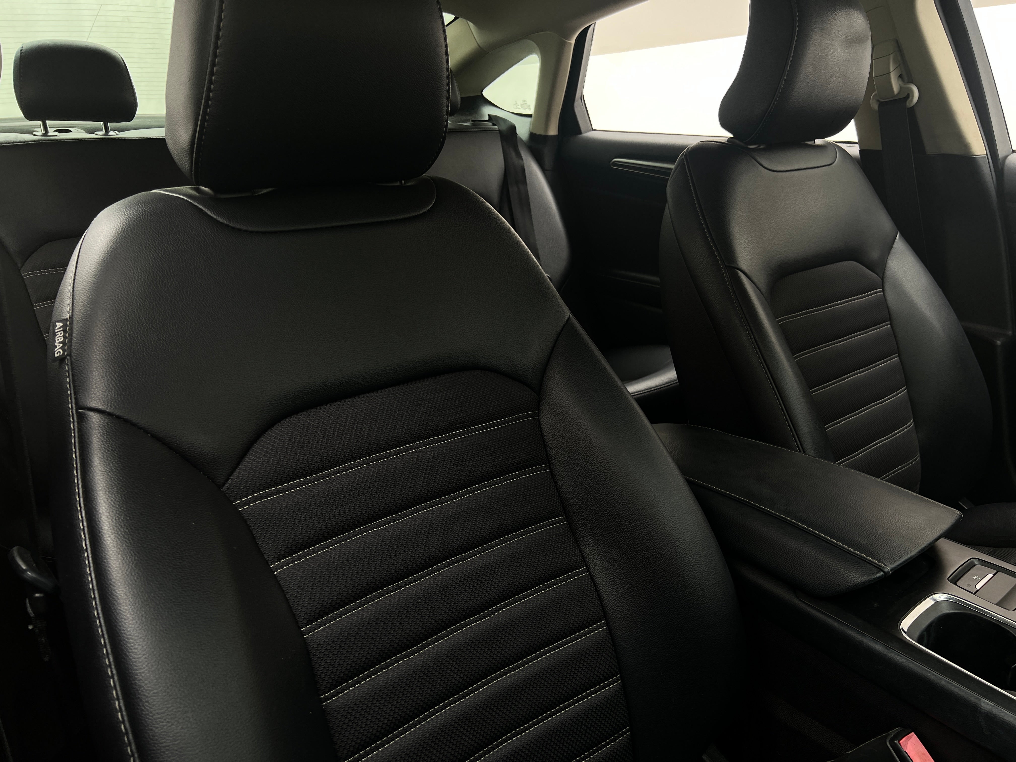 2017 Ford Fusion SE 2