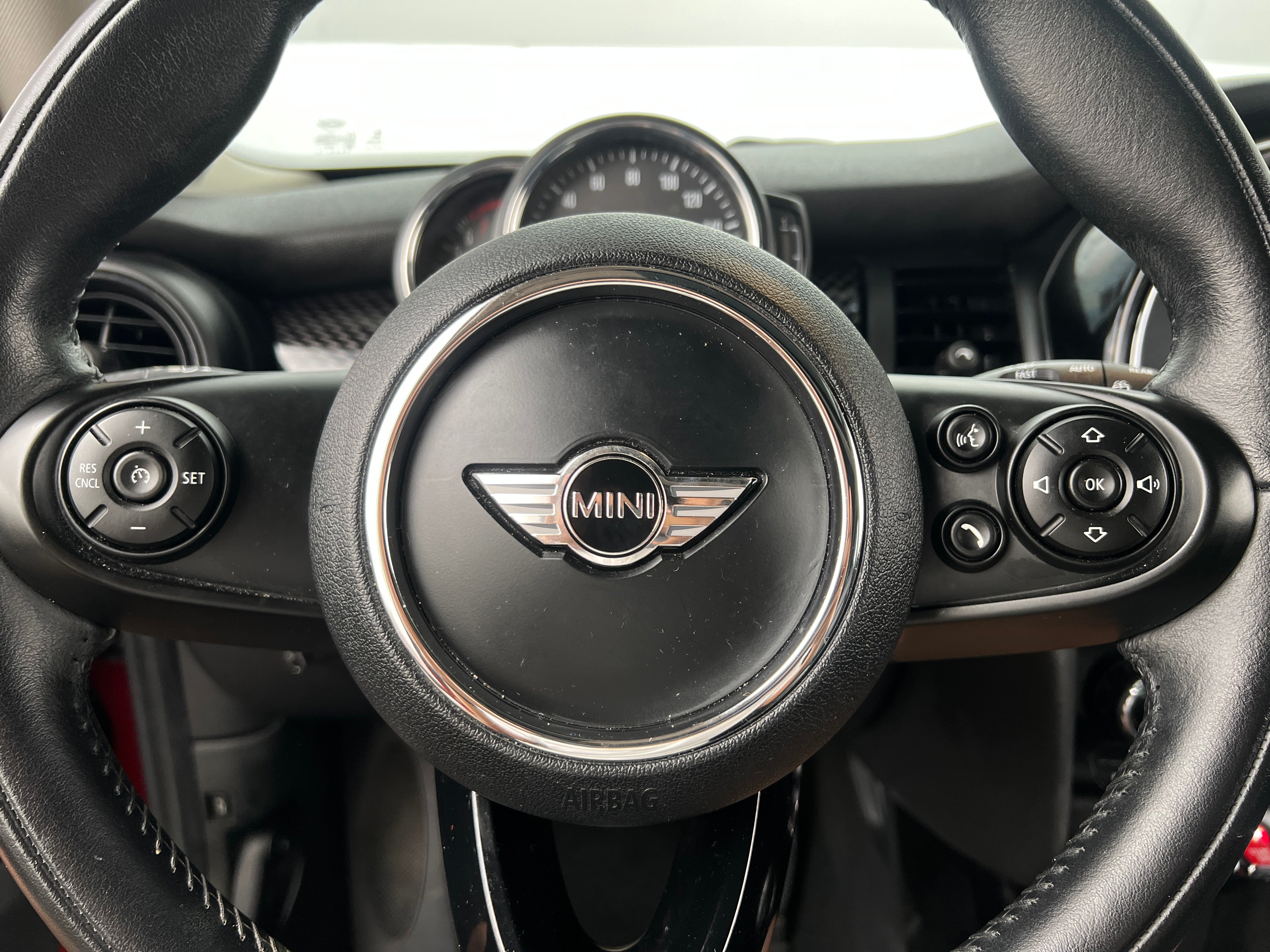 2018 MINI Cooper Hardtop S 4