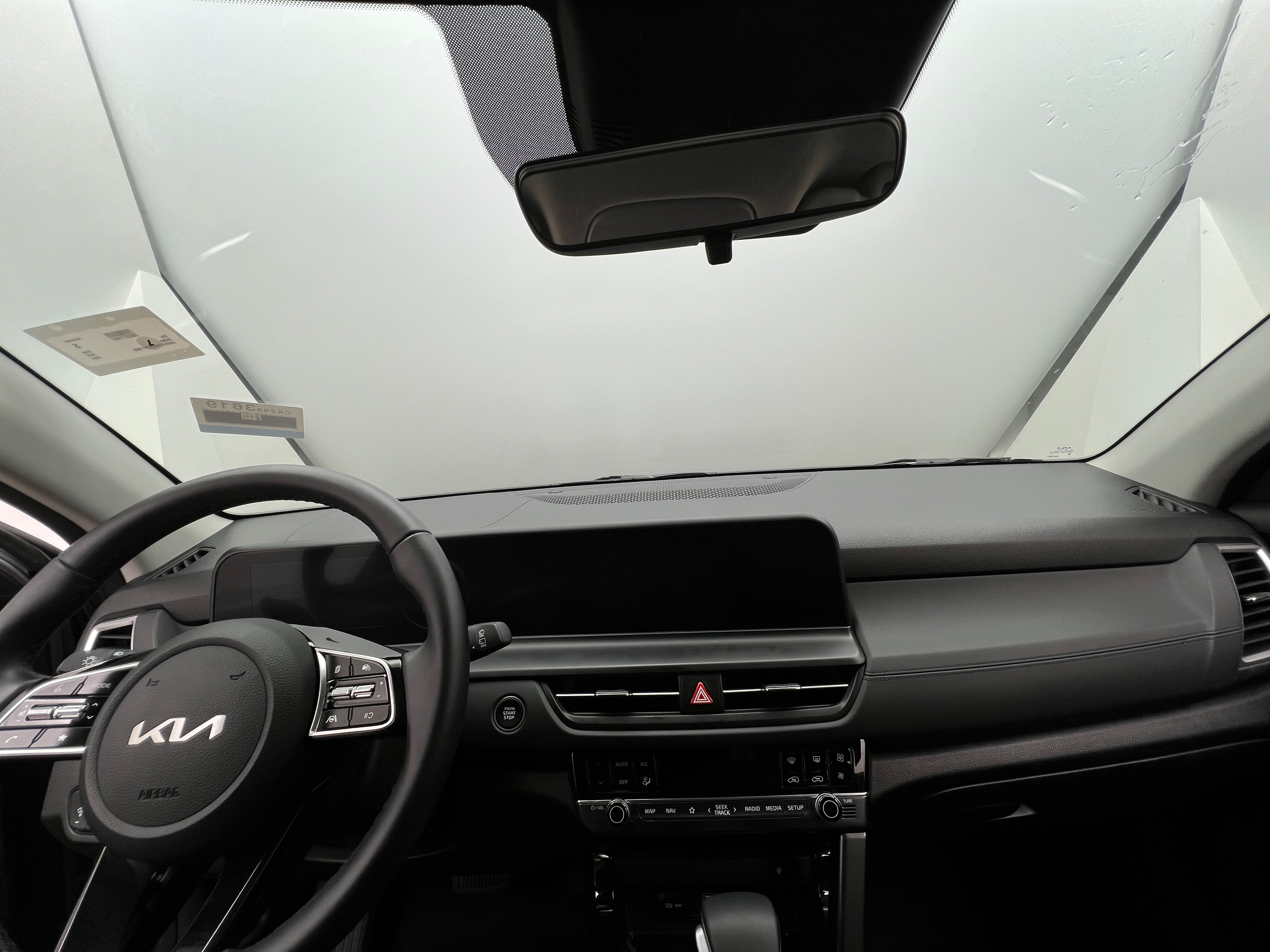 2024 Kia Seltos EX 3