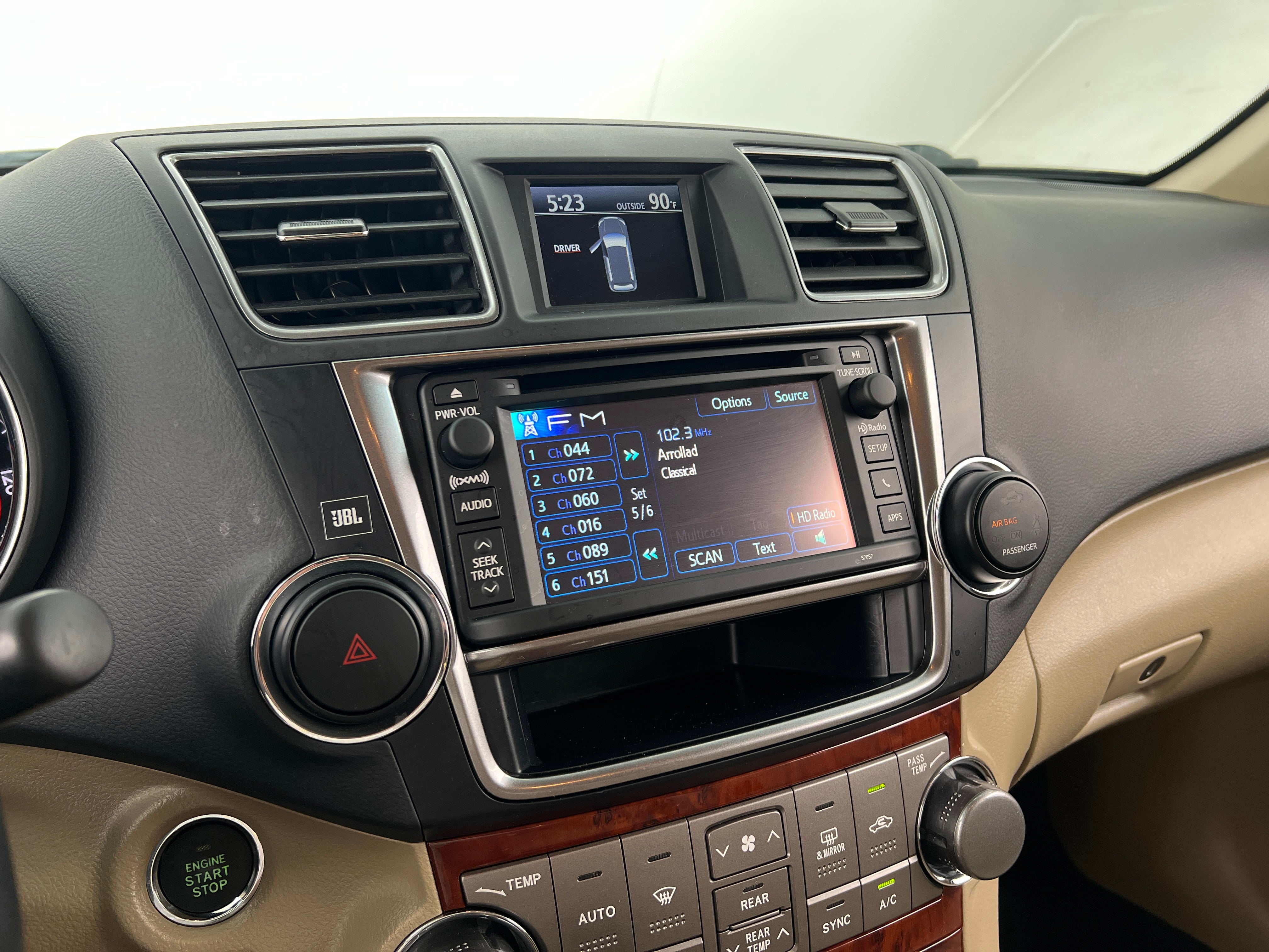 2013 Toyota Highlander Limited 3