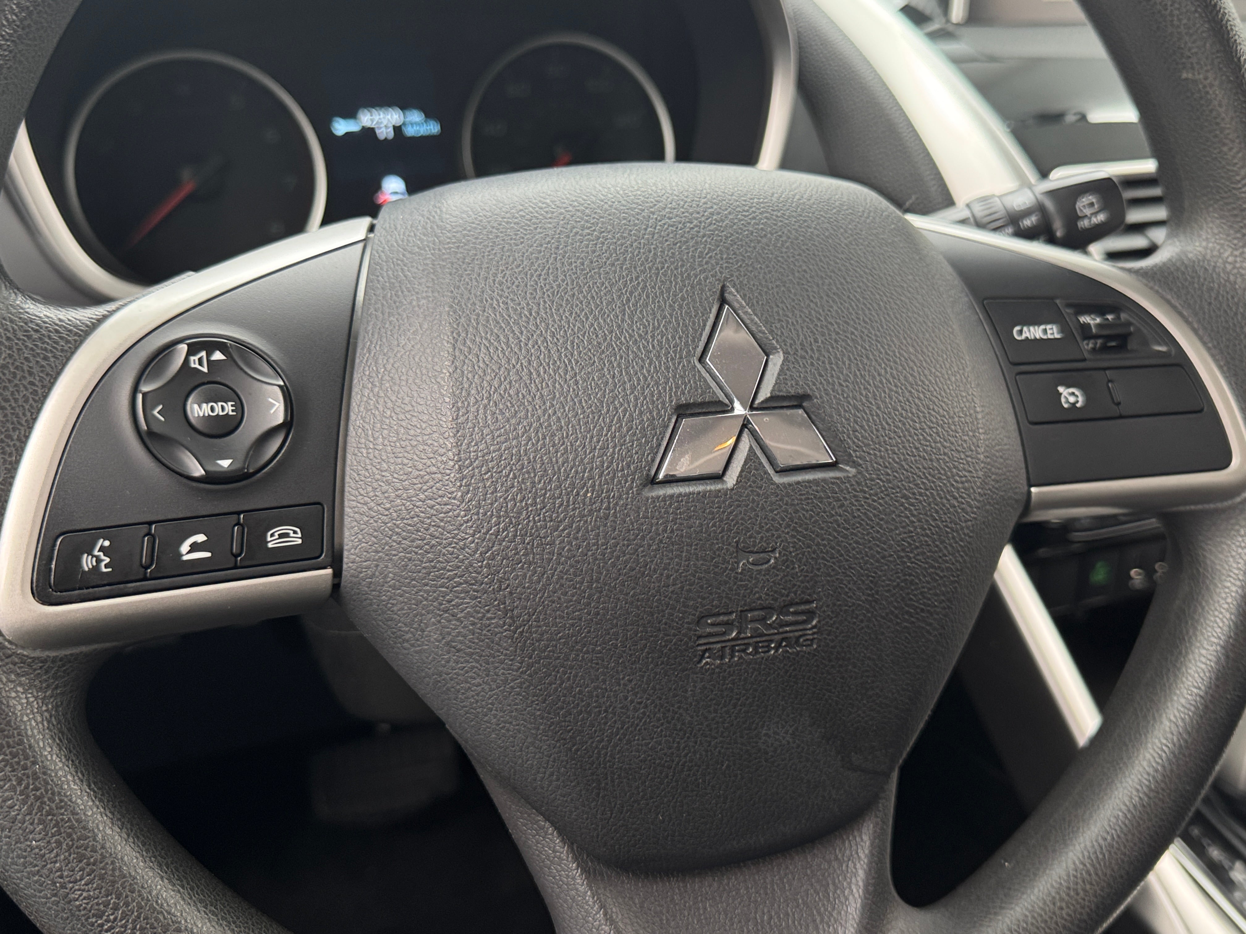 2018 Mitsubishi Eclipse Cross LE 5