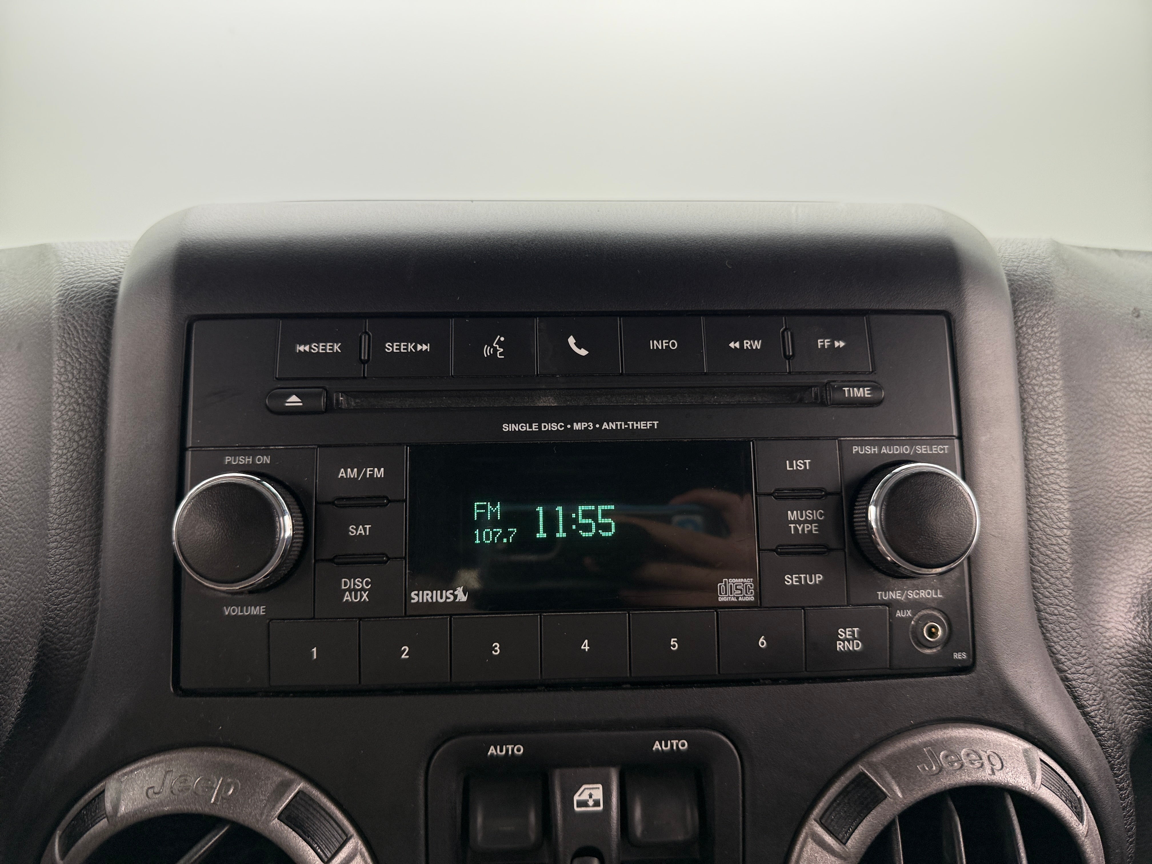 2015 Jeep Wrangler Unlimited Sport 4