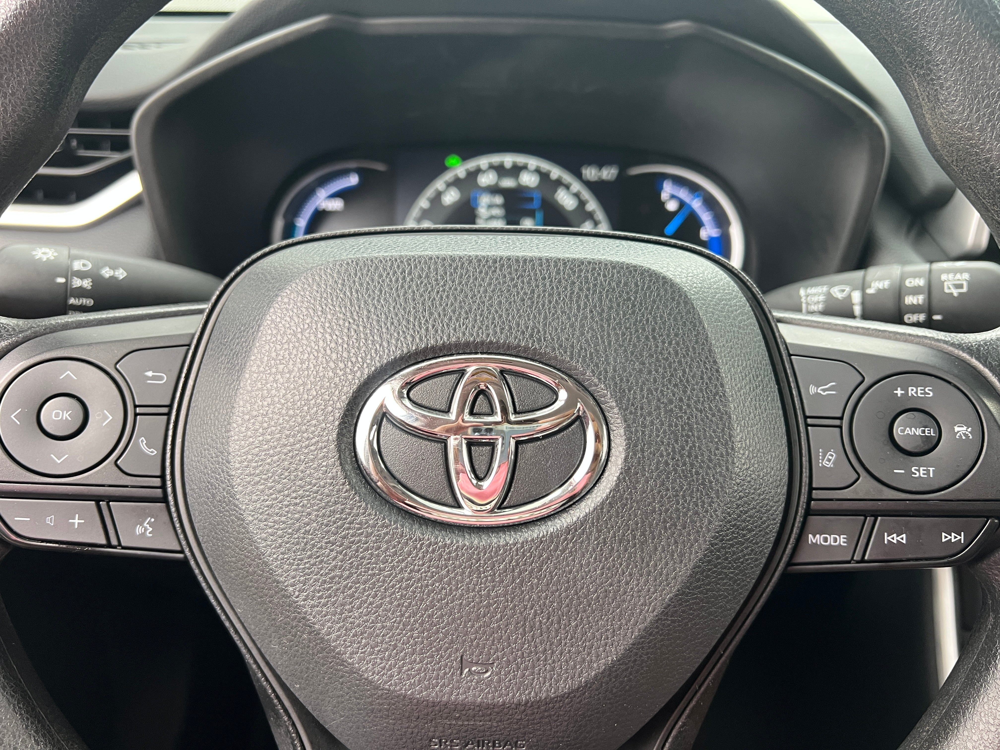 2024 Toyota RAV4 XLE 5
