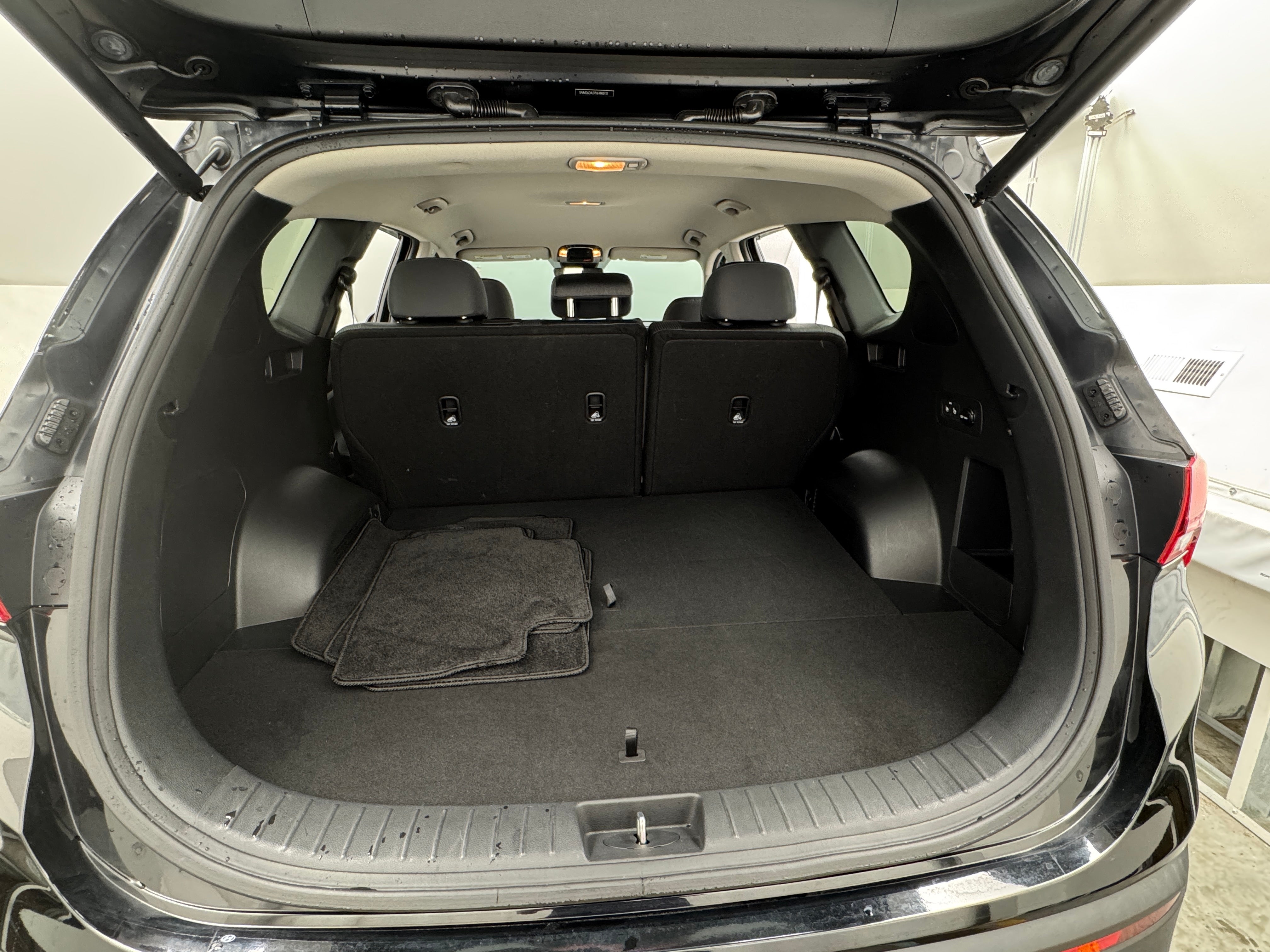 2022 Hyundai Santa Fe XRT 7