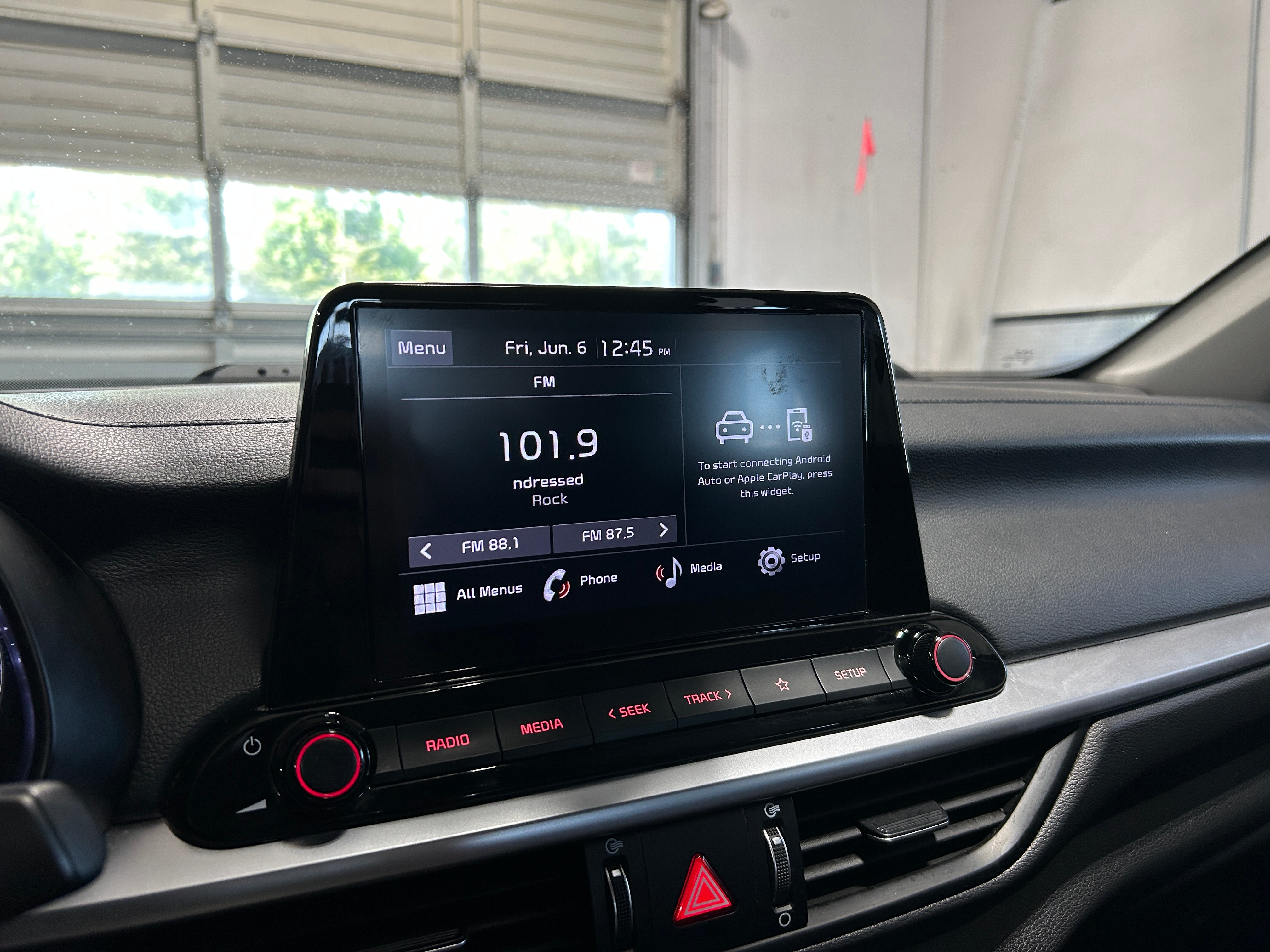 2023 Kia Forte LXS 4