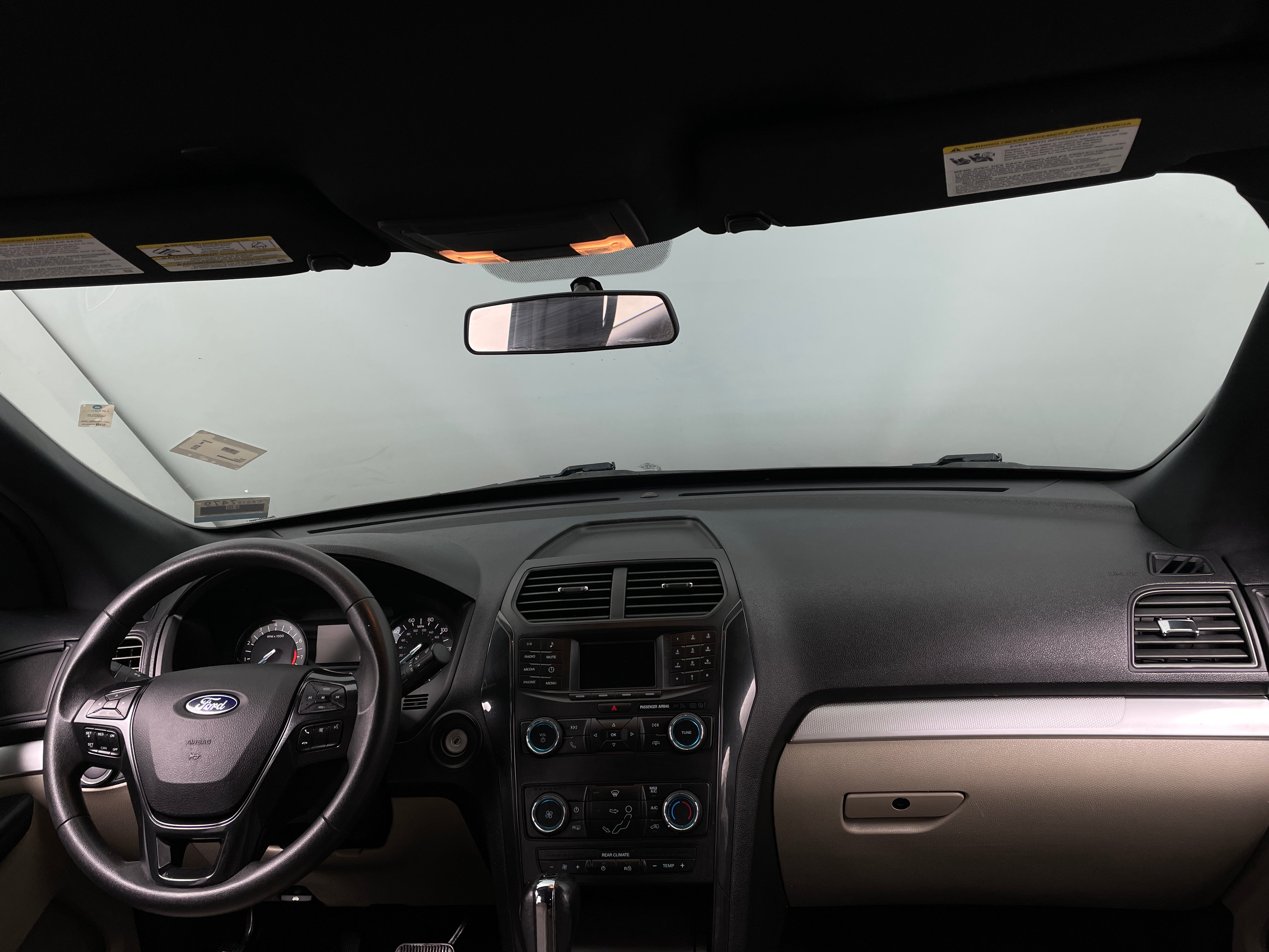 2018 Ford Explorer Base 3
