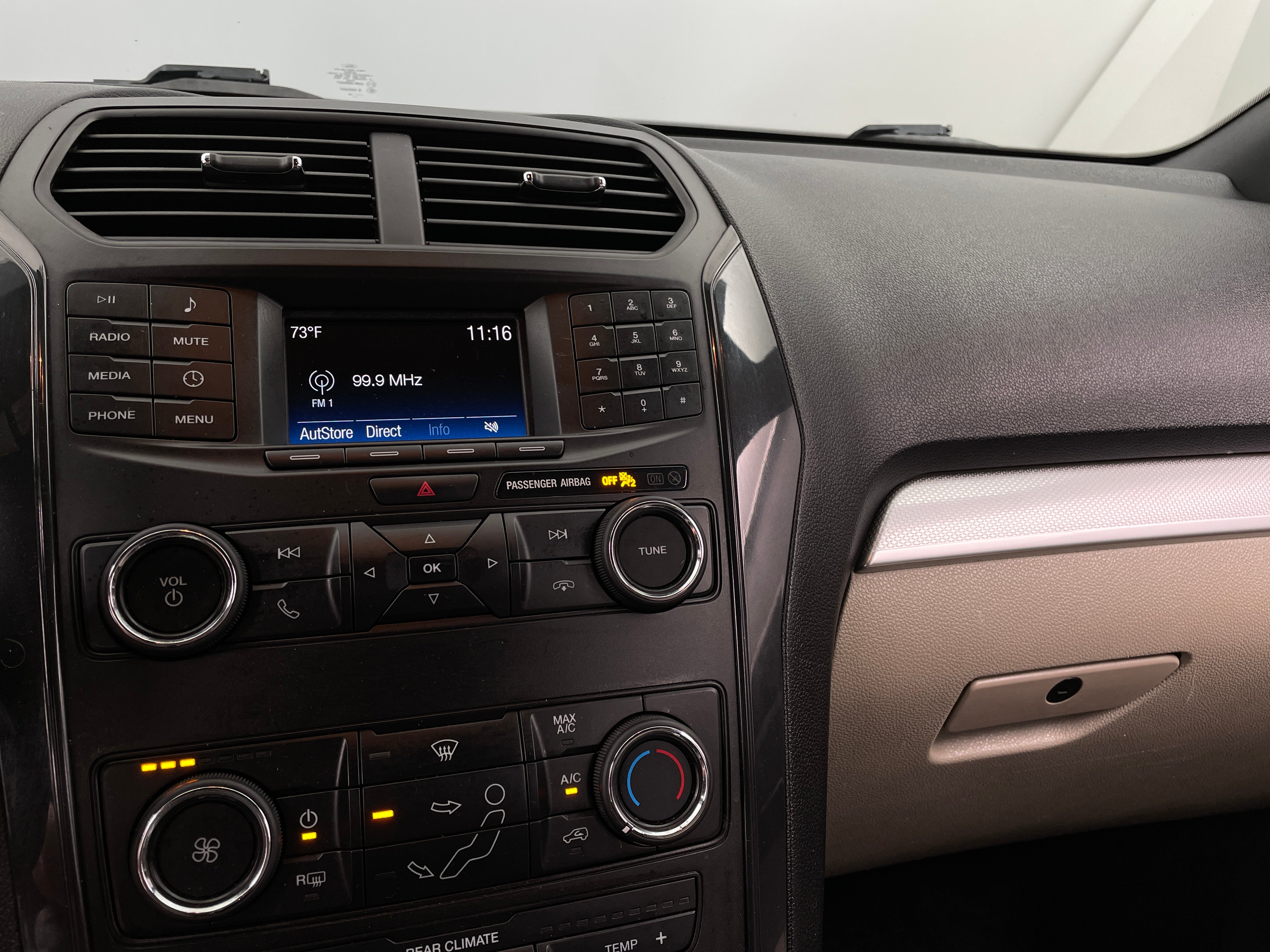 2018 Ford Explorer Base 4