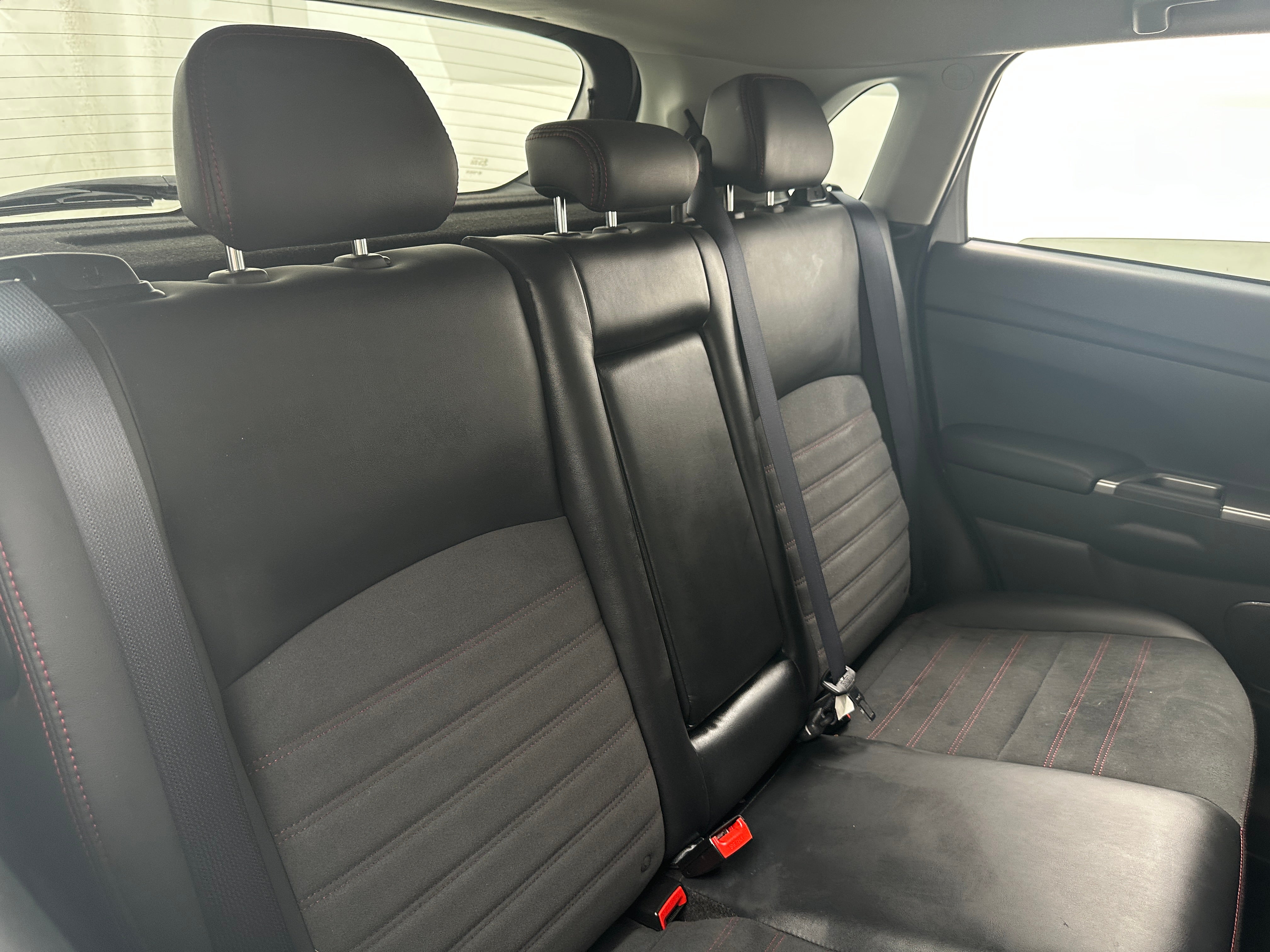 2023 Mitsubishi Outlander Sport SE 5