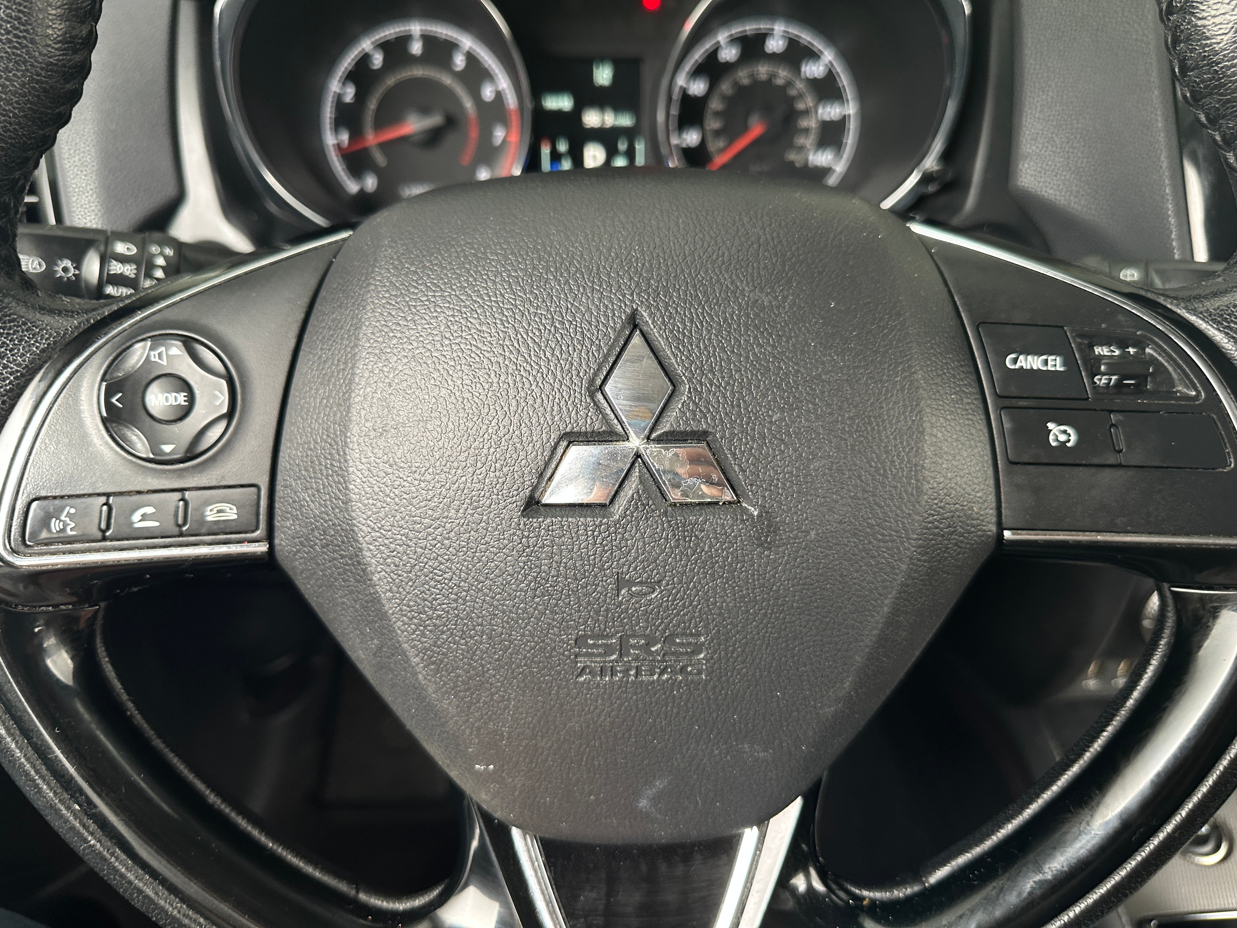 2023 Mitsubishi Outlander Sport SE 4