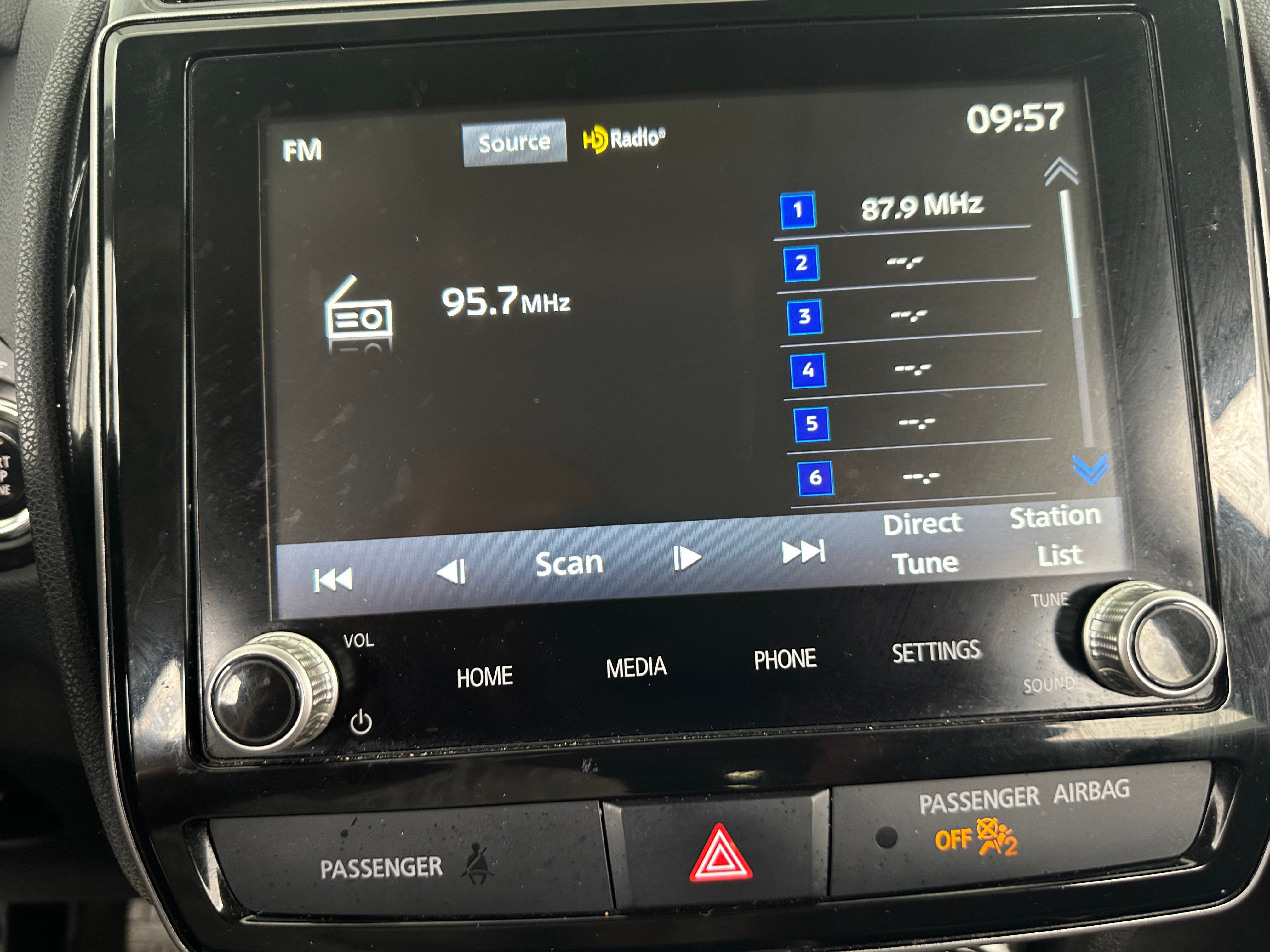 2023 Mitsubishi Outlander Sport SE 3