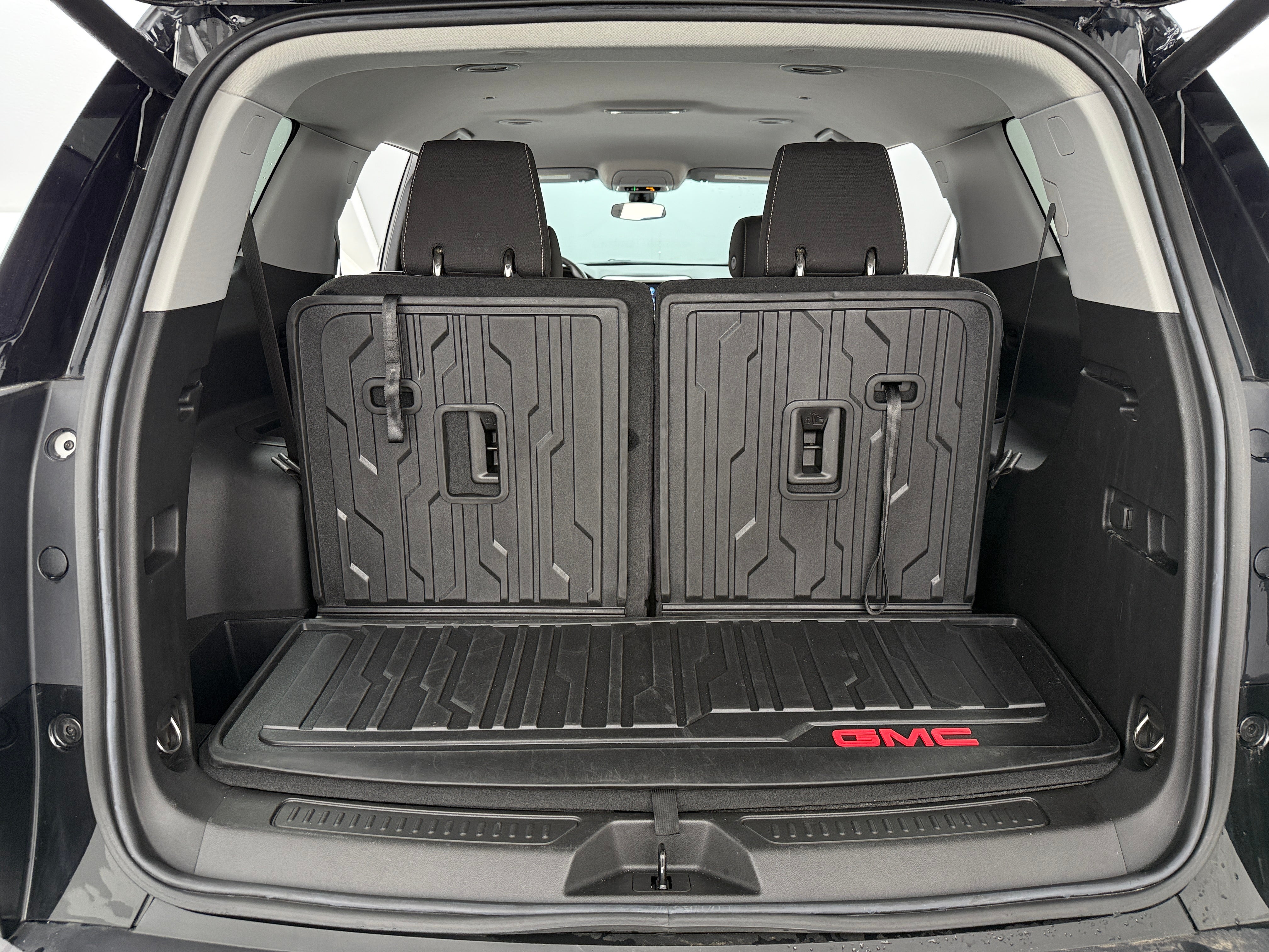 2023 GMC Acadia SLE 7