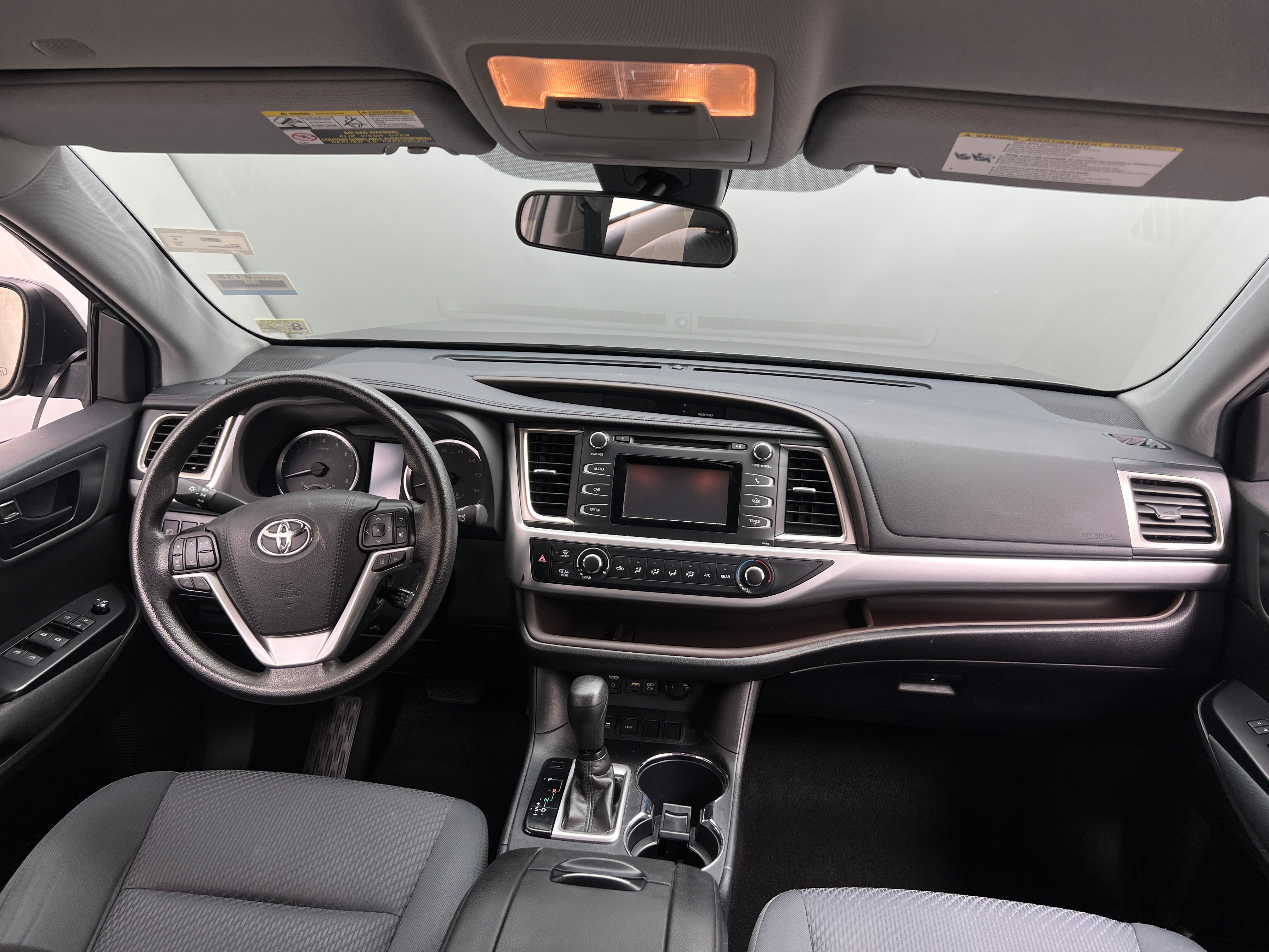 2019 Toyota Highlander LE 3