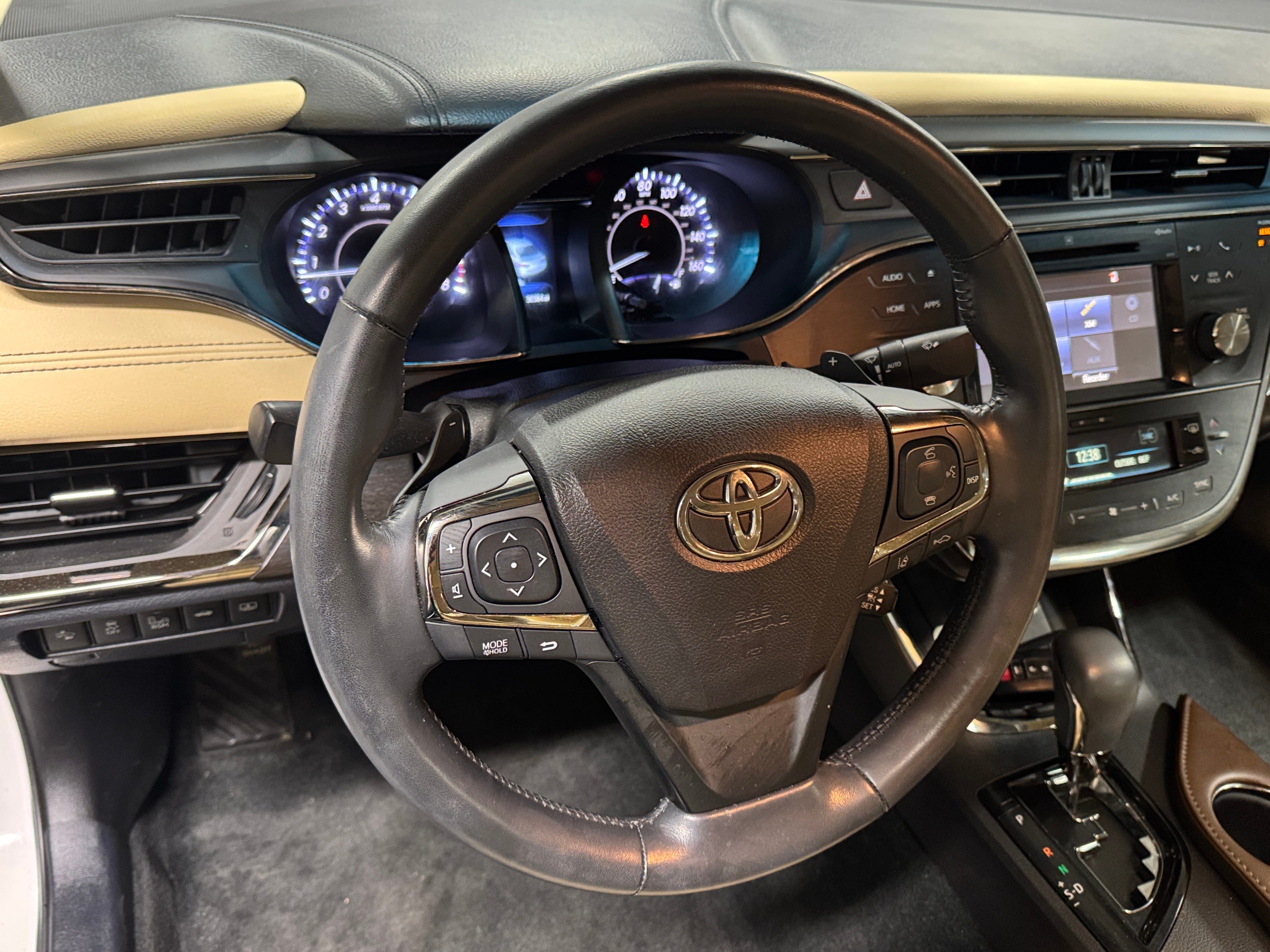 2017 Toyota Avalon Limited 4