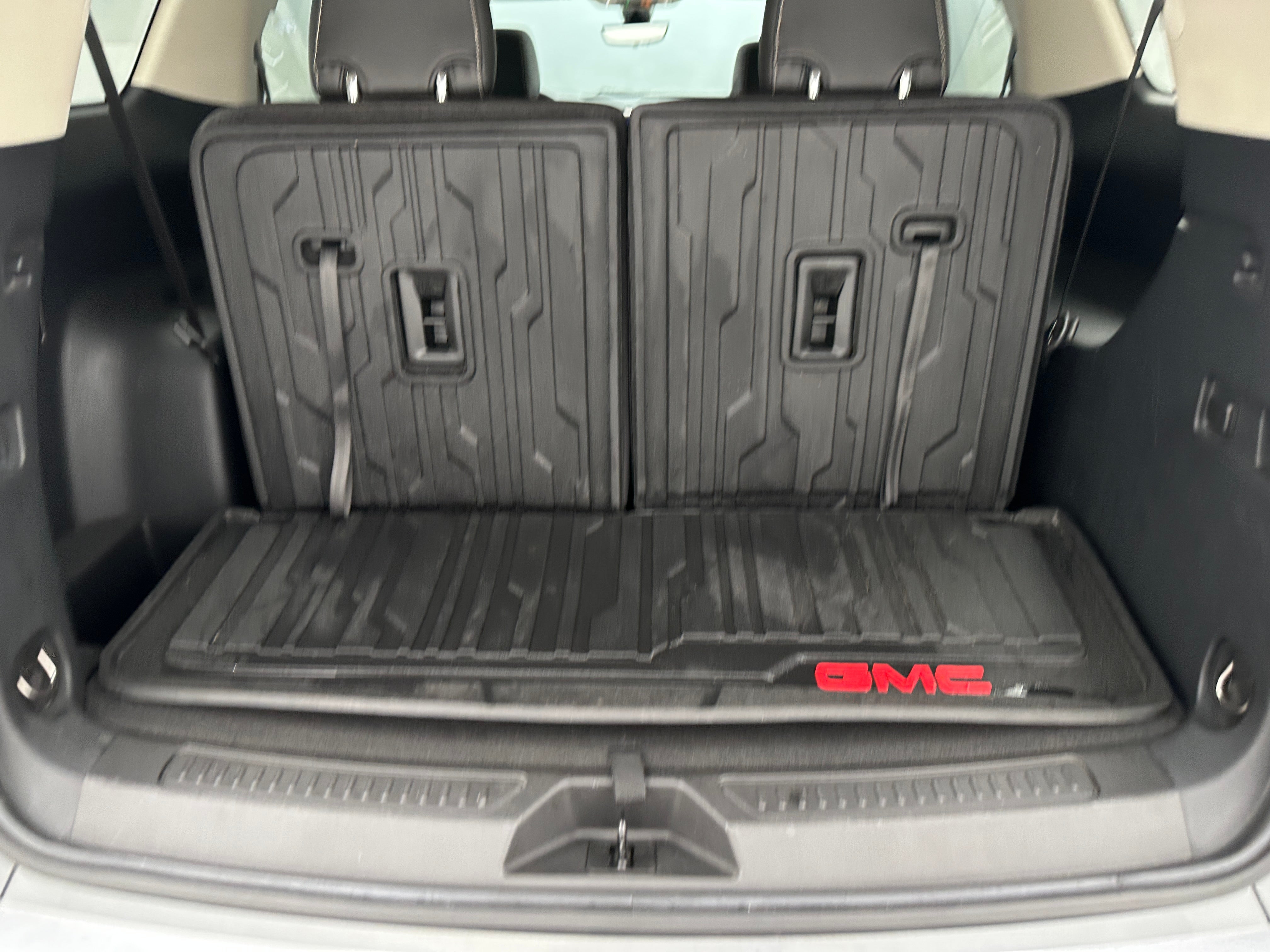 2021 GMC Acadia Denali 6