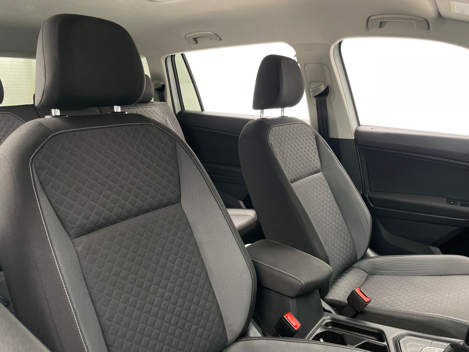 Thumbnail: 2021 Volkswagen Tiguan - 2