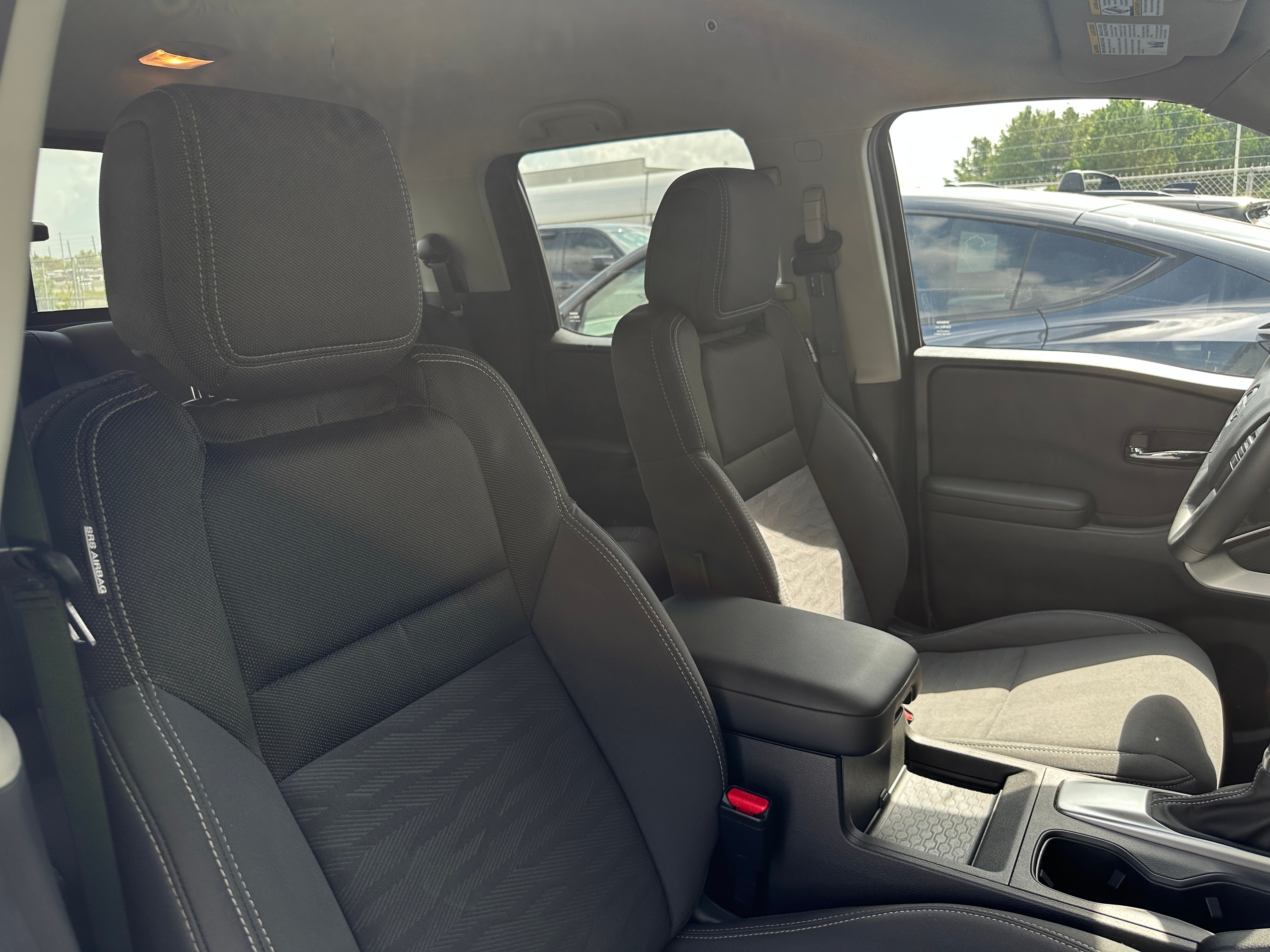 2024 Nissan Frontier SV 2