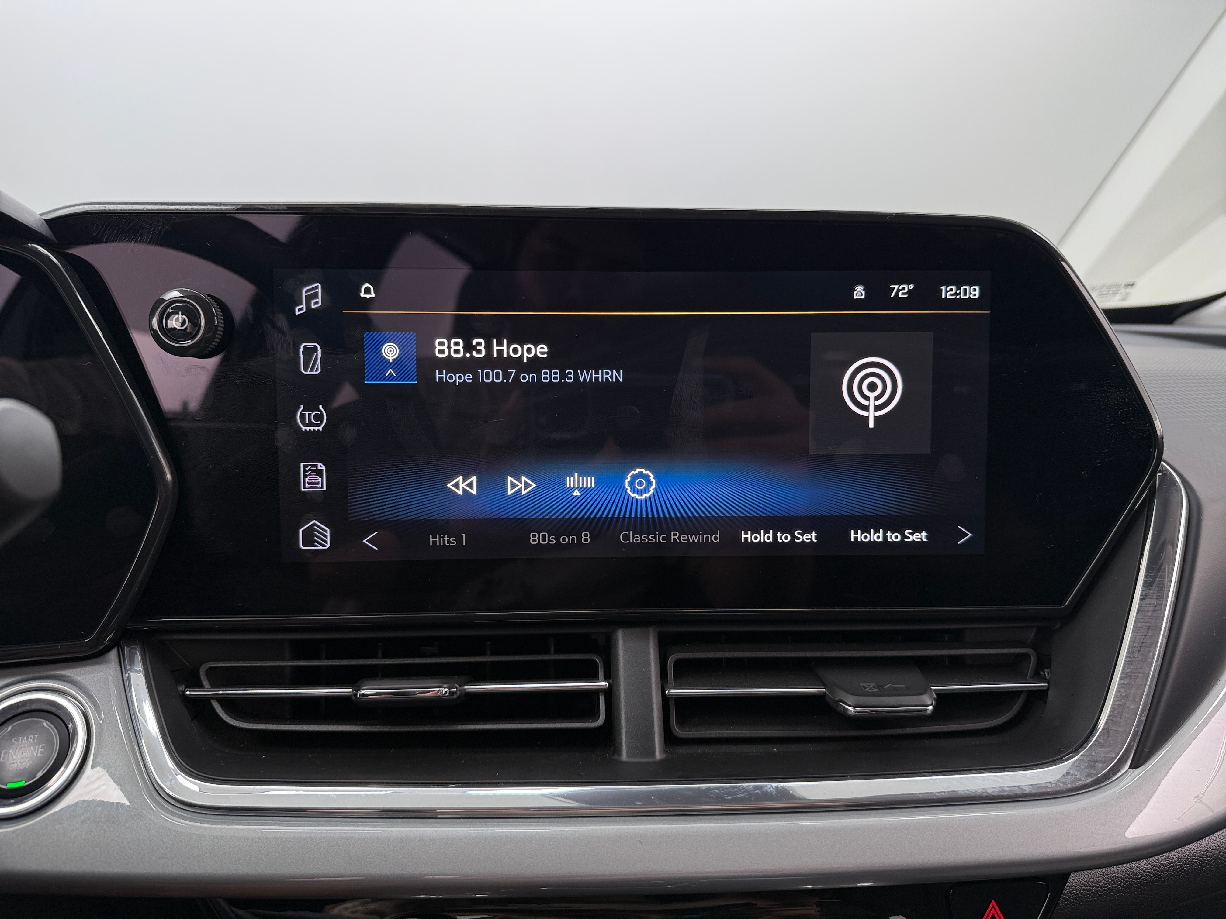 2025 Chevrolet Trax LT 4
