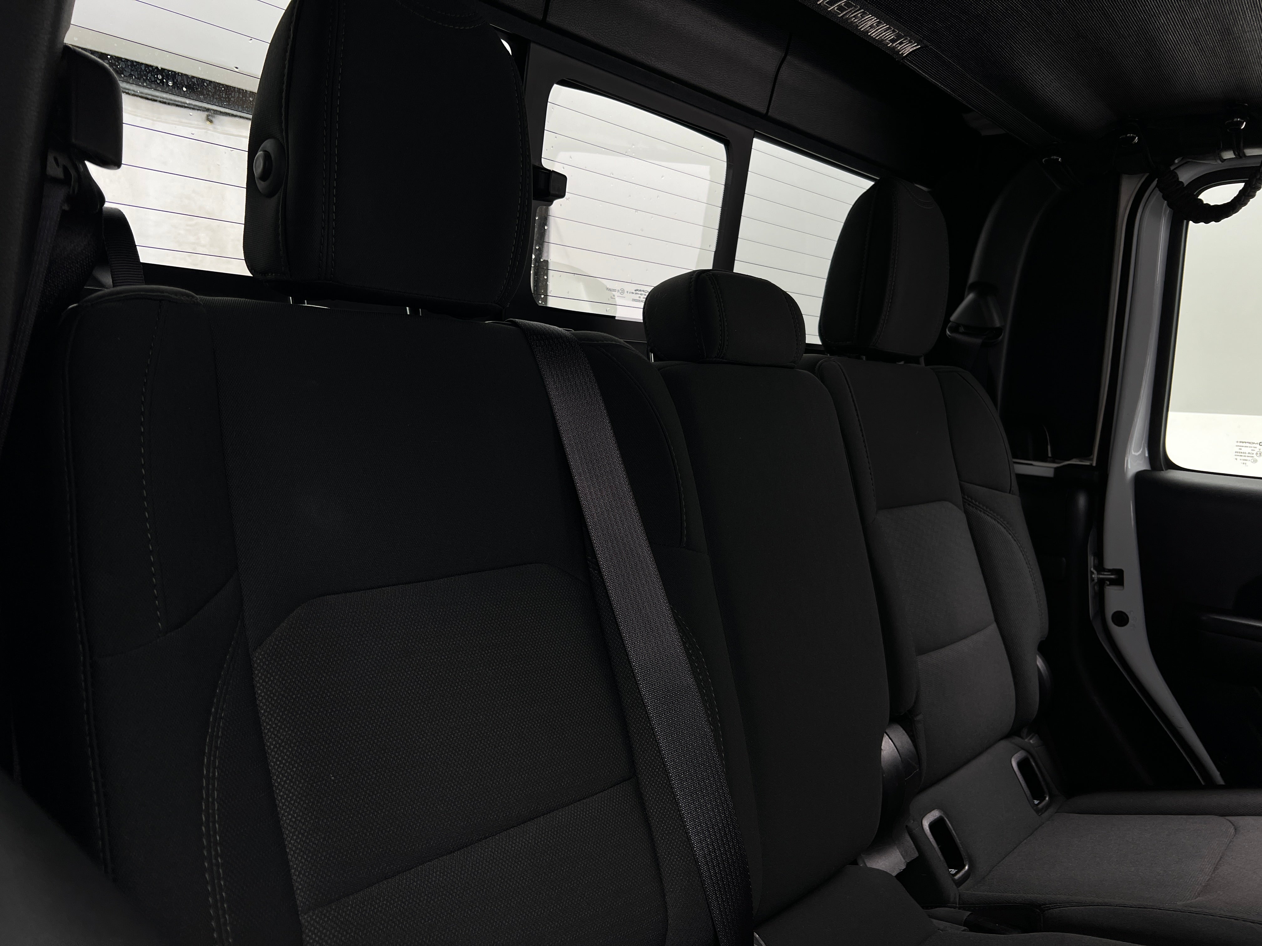 2021 Jeep Gladiator Willys 6