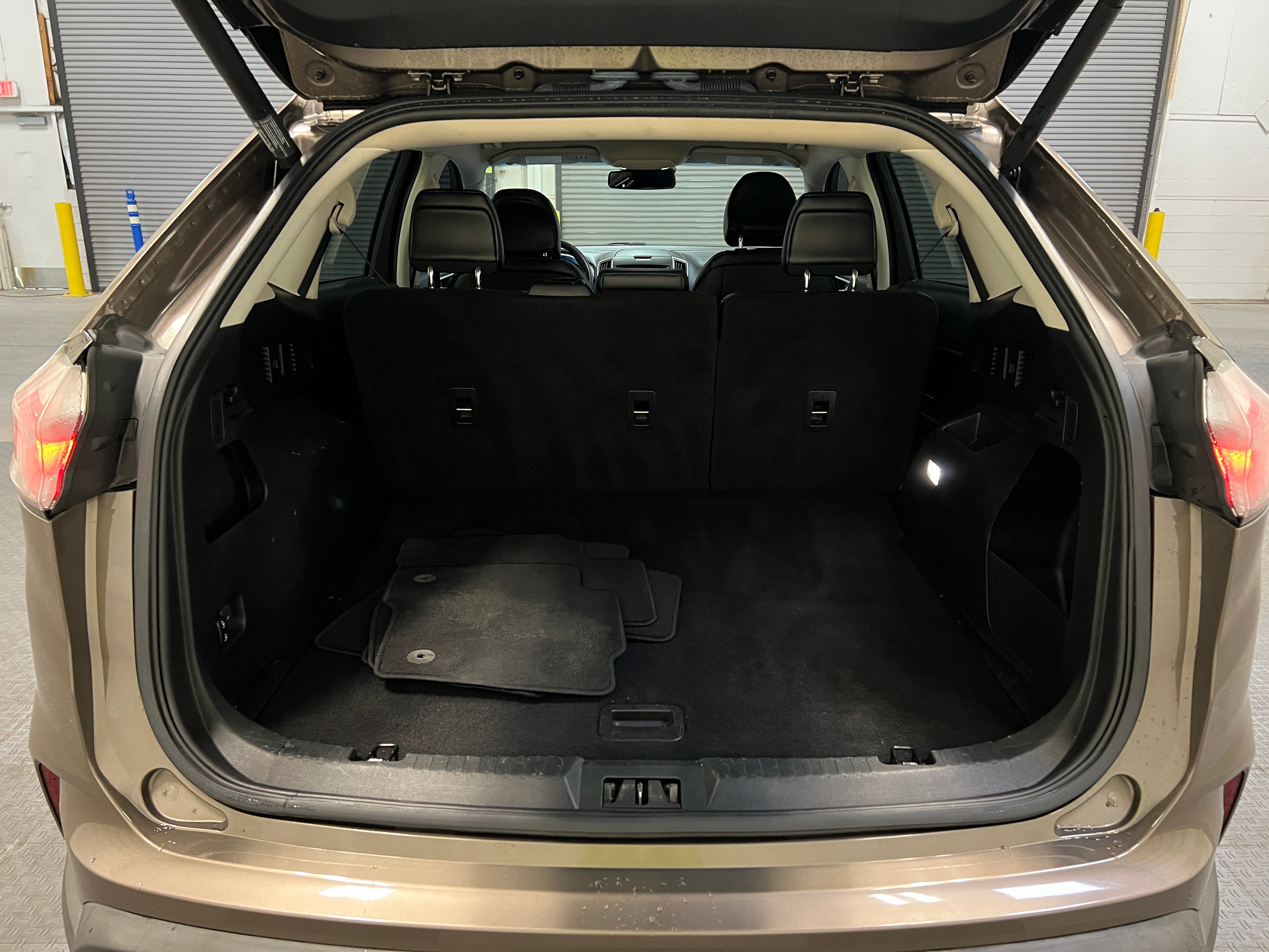 2019 Ford Edge SEL 7