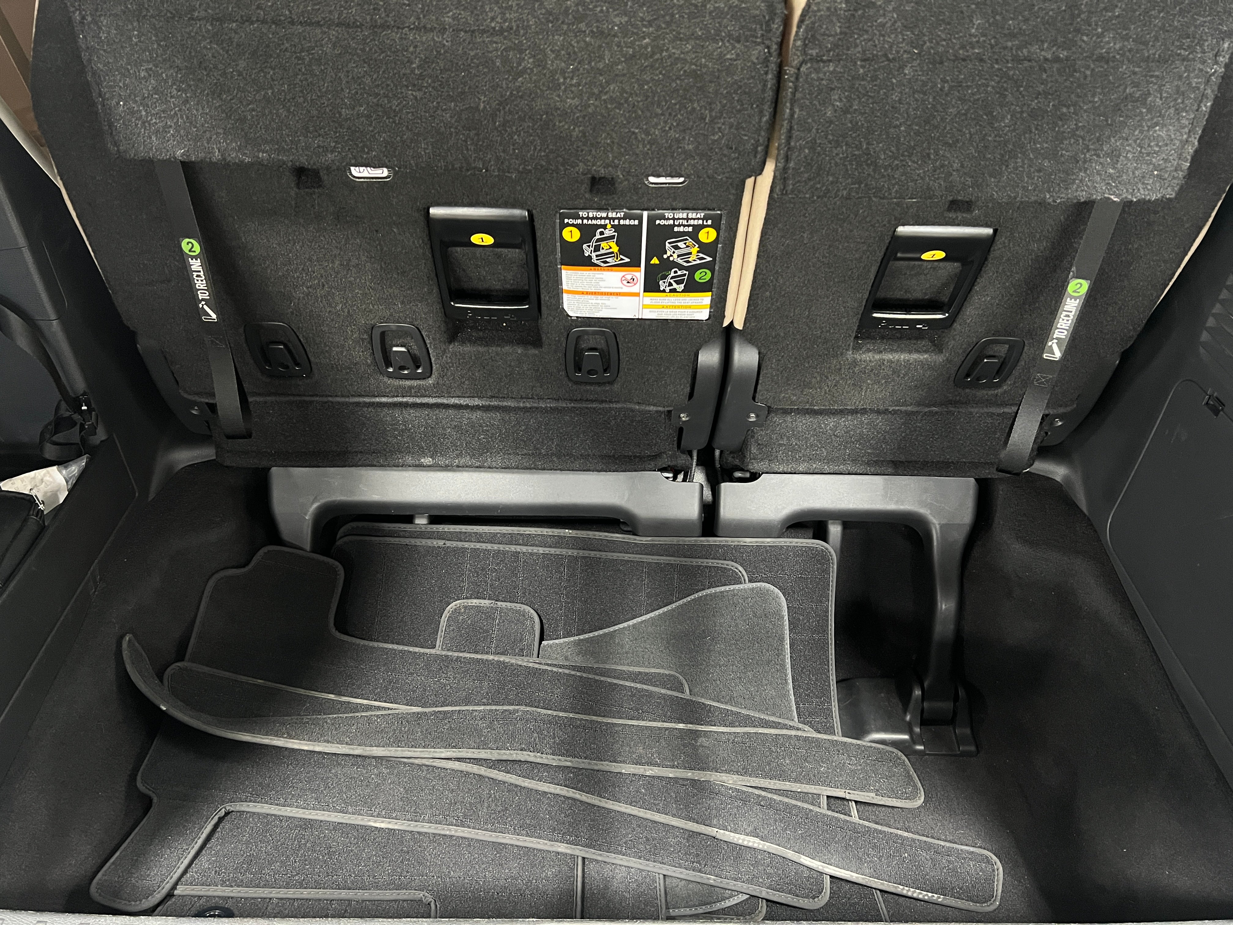 2023 Toyota Sienna XLE 6