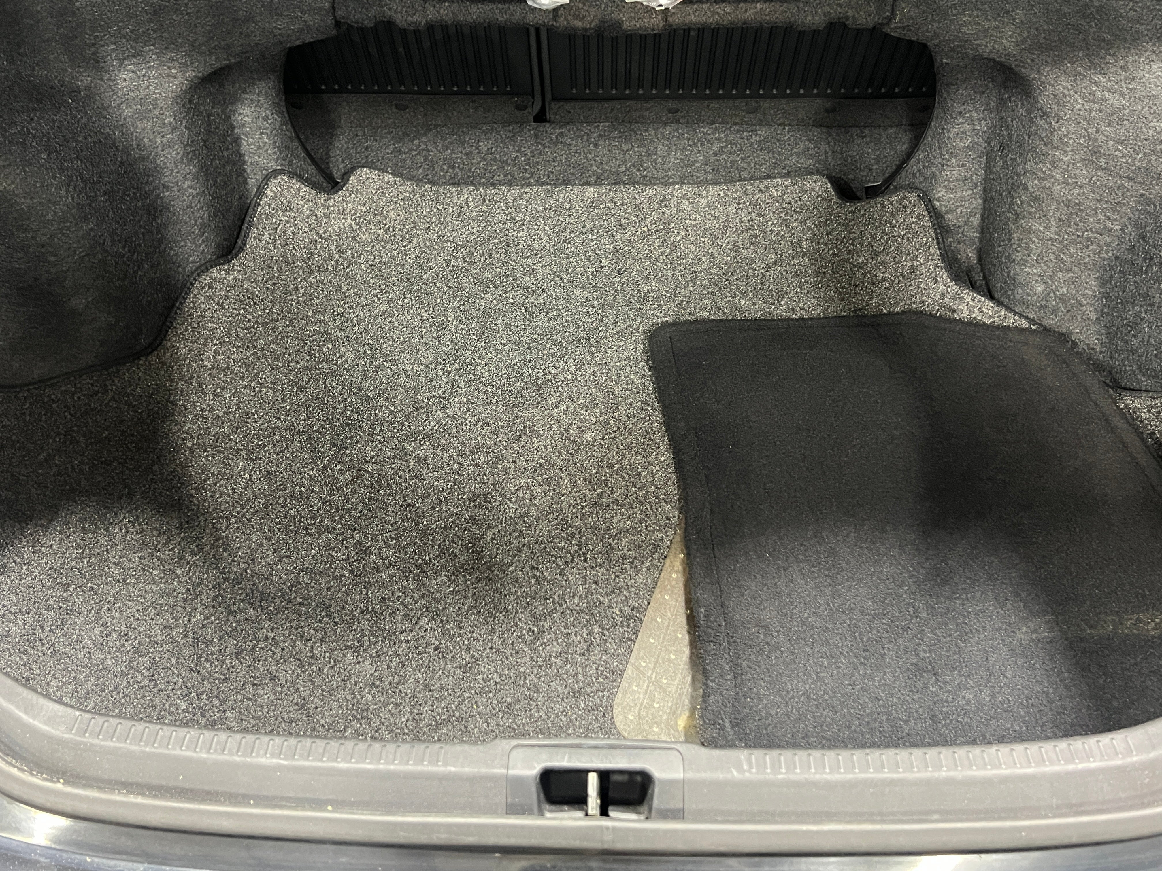 2014 Toyota Camry SE 6