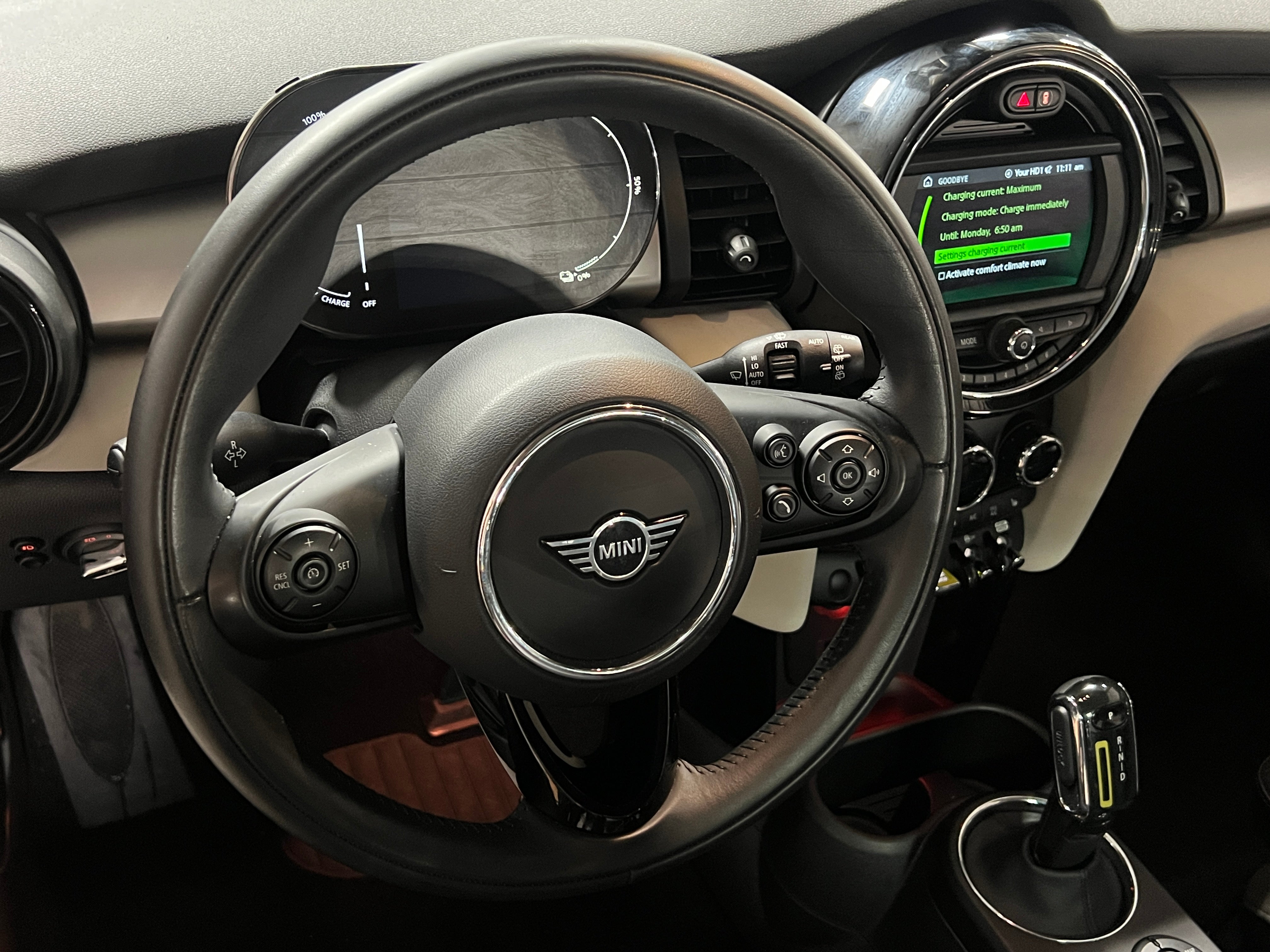 2021 MINI Cooper Hardtop SE 4