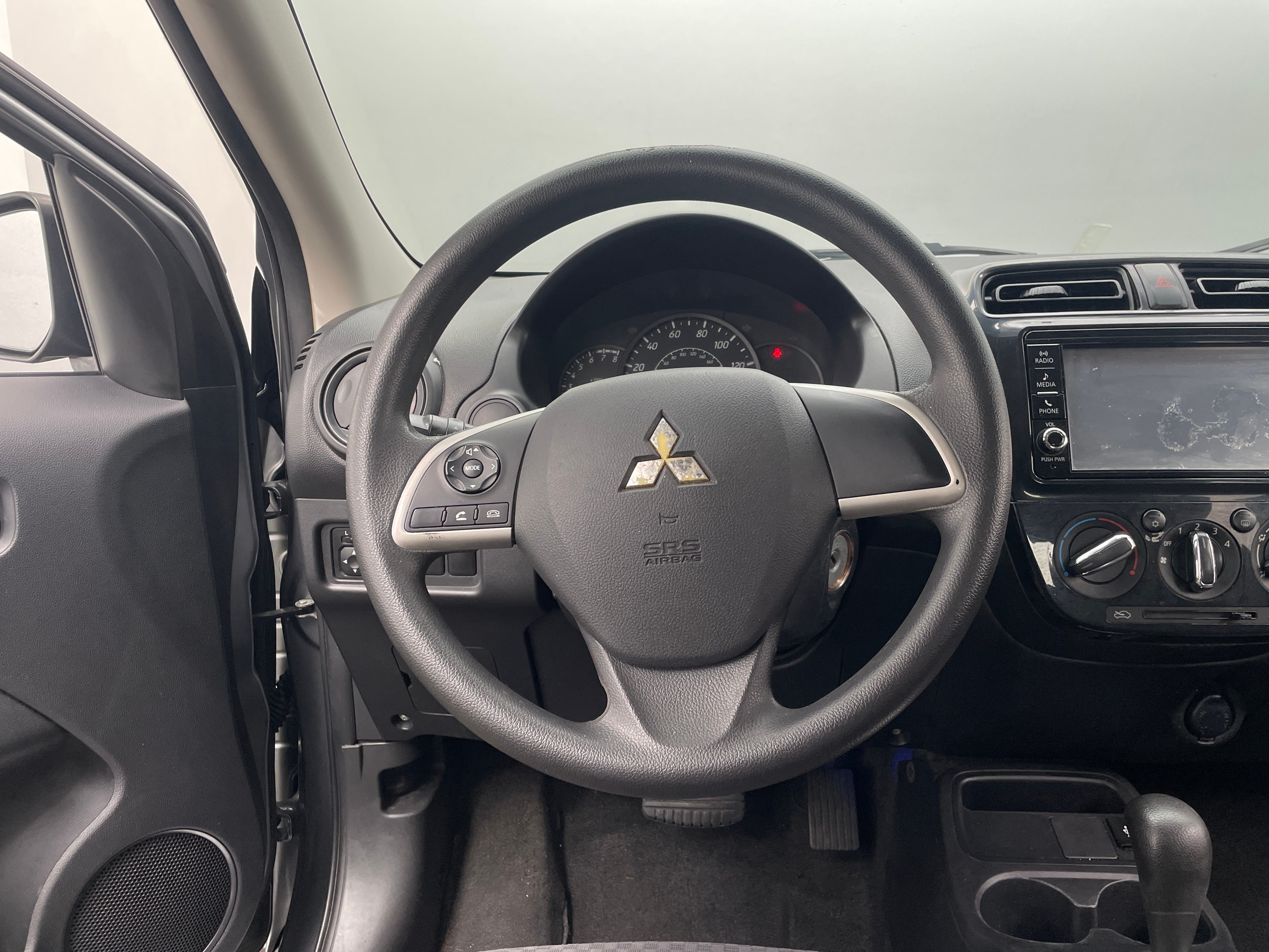 2018 Mitsubishi Mirage ES 5
