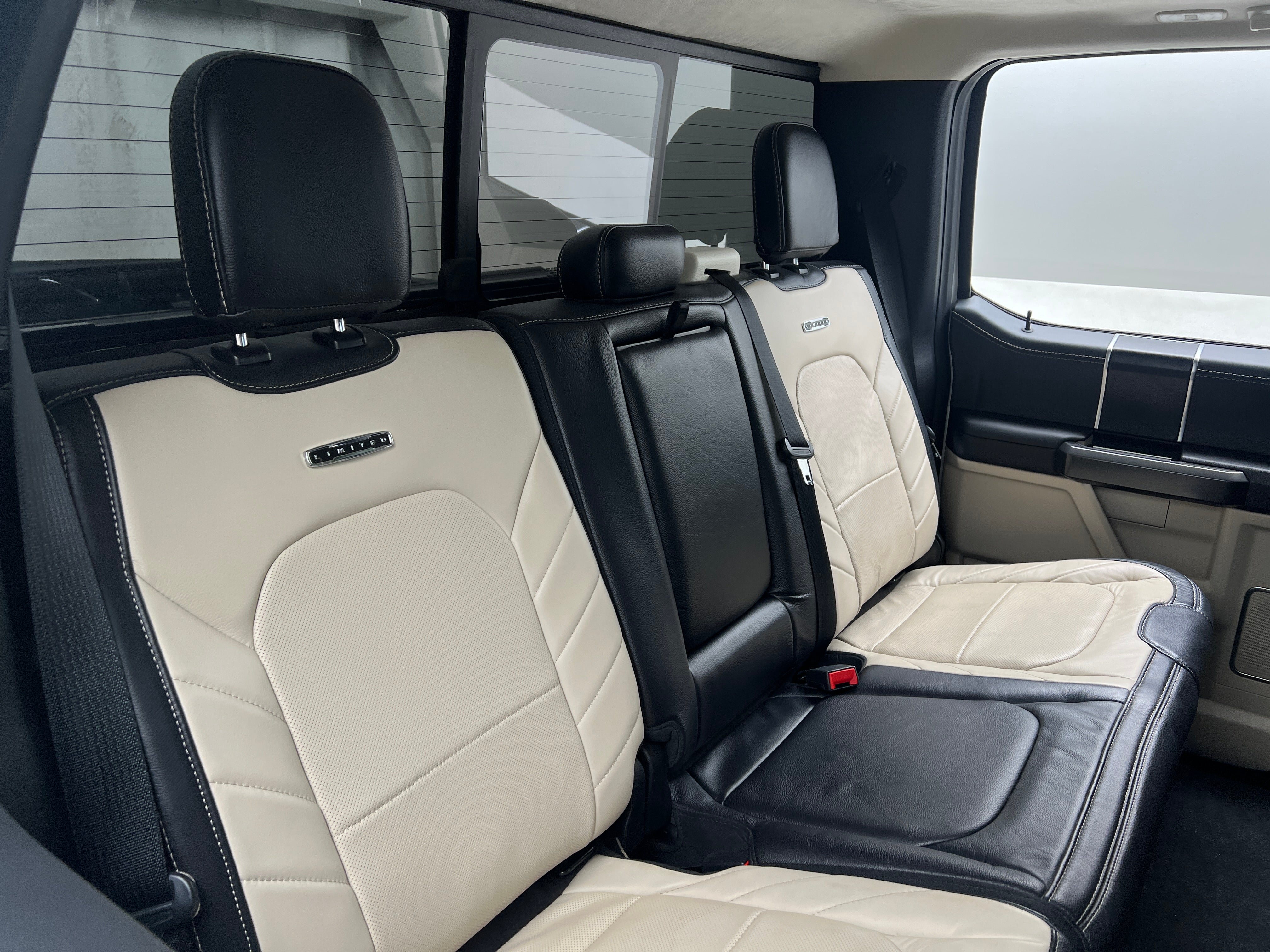 2020 Ford Econoline E-350 5