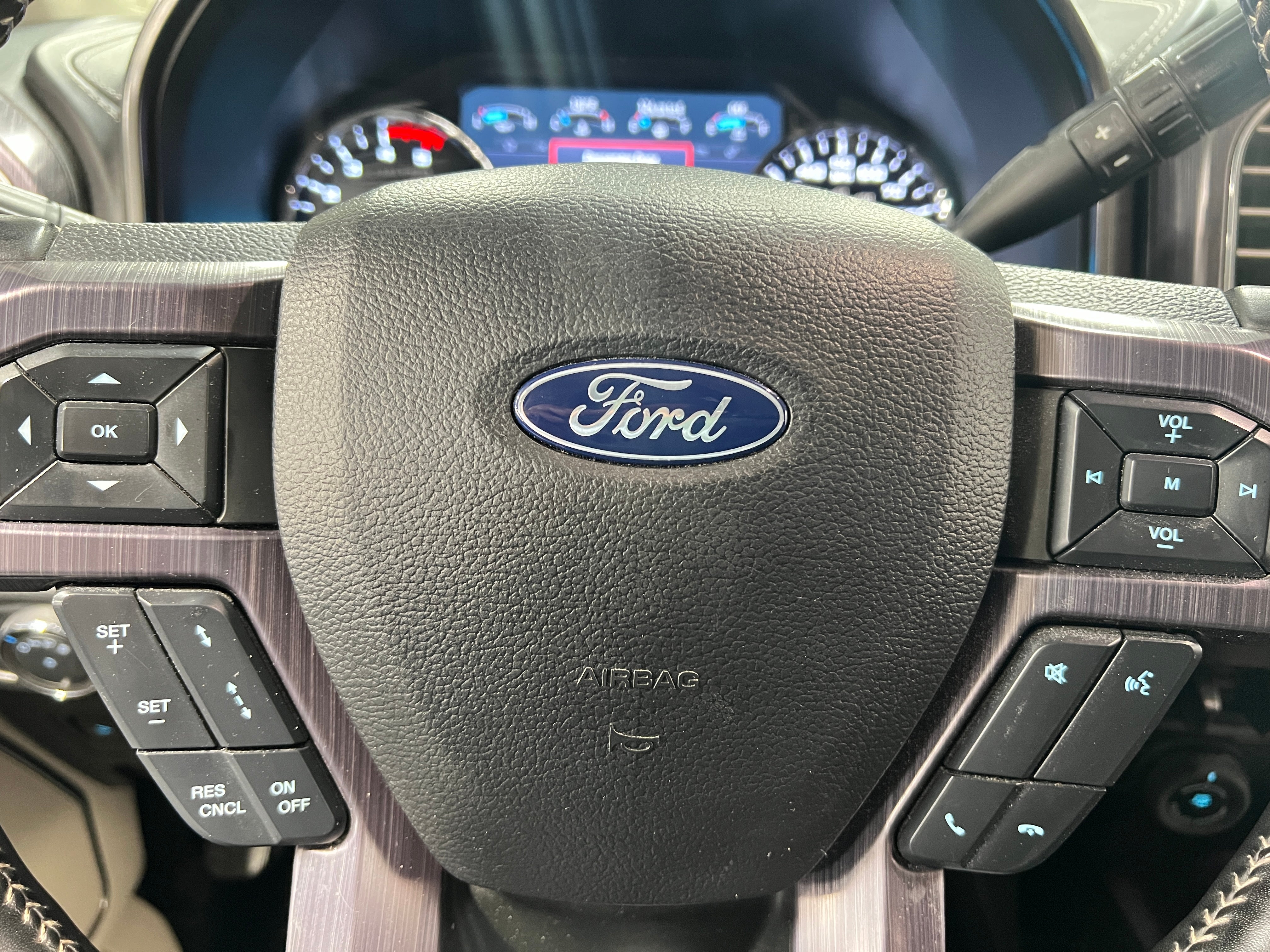 2020 Ford Econoline E-350 4