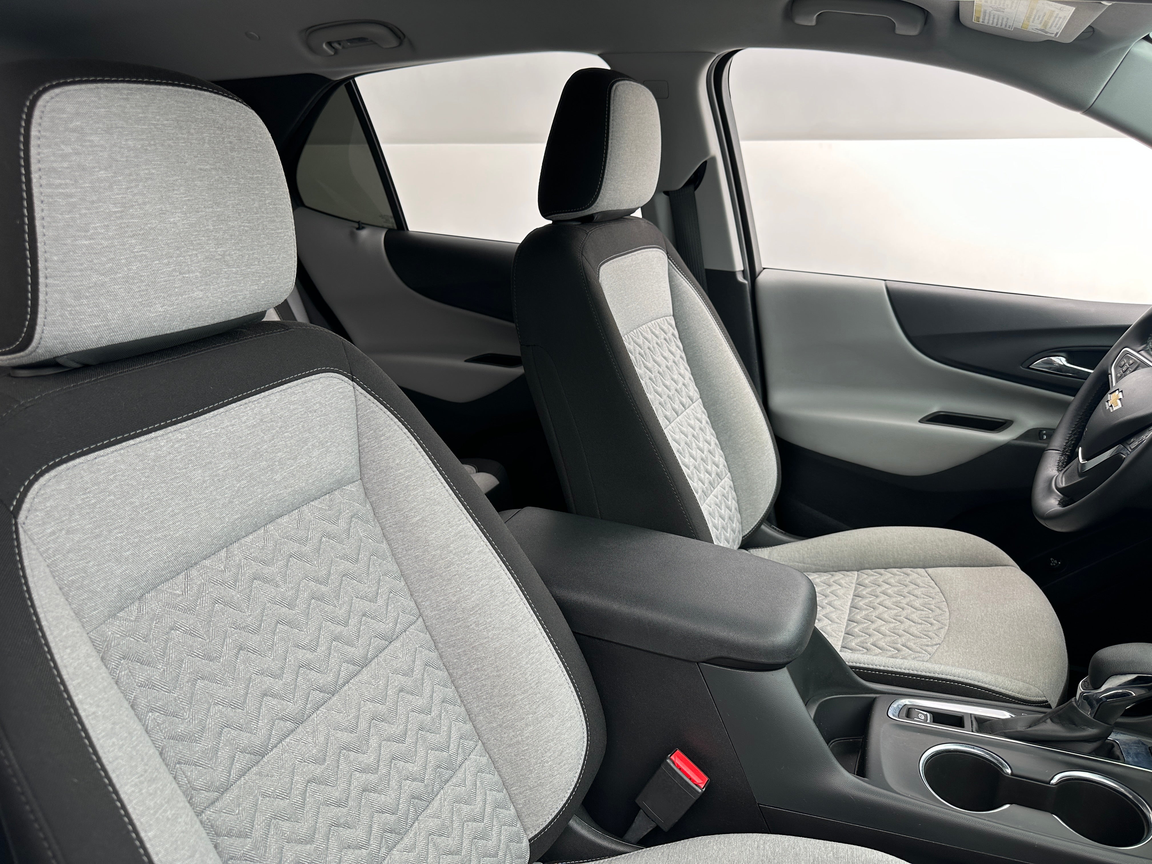 2023 Chevrolet Equinox LT 2
