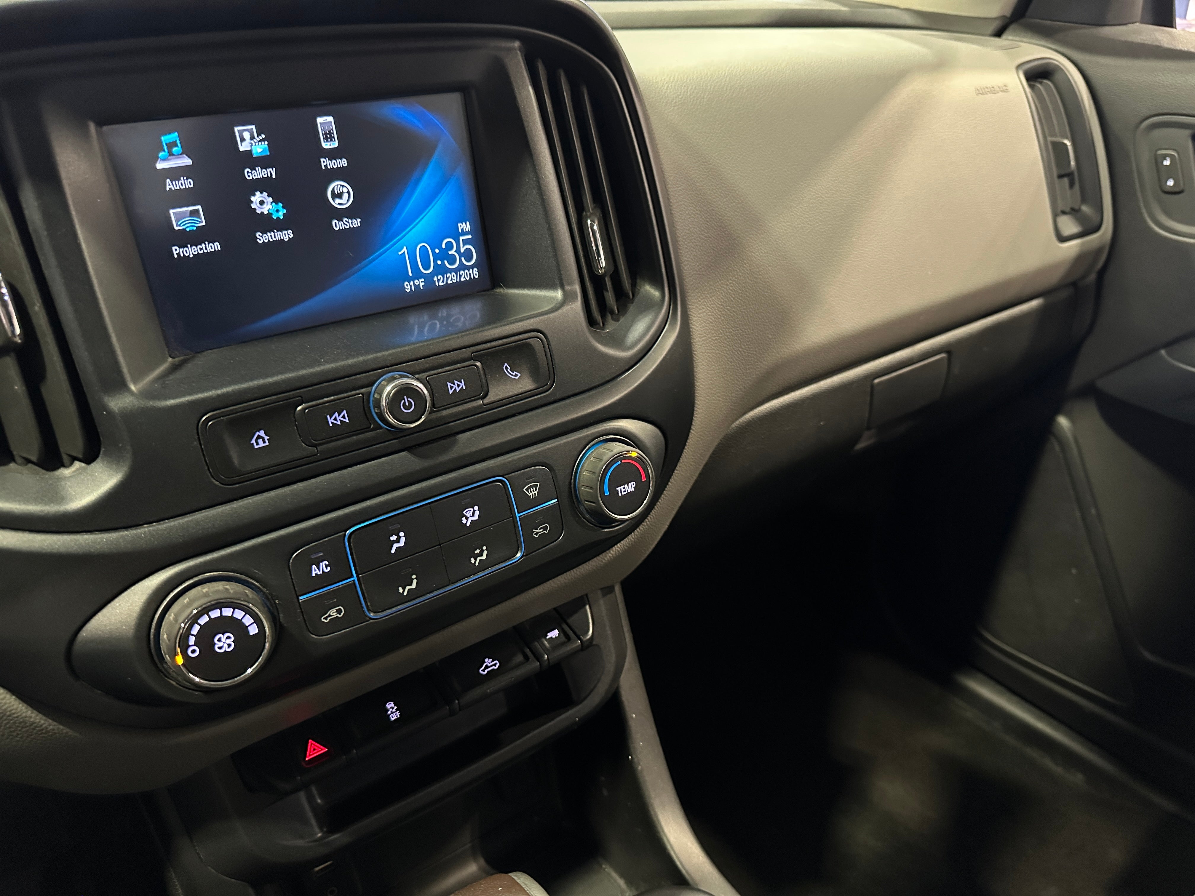 2017 Chevrolet Colorado Work Truck 4