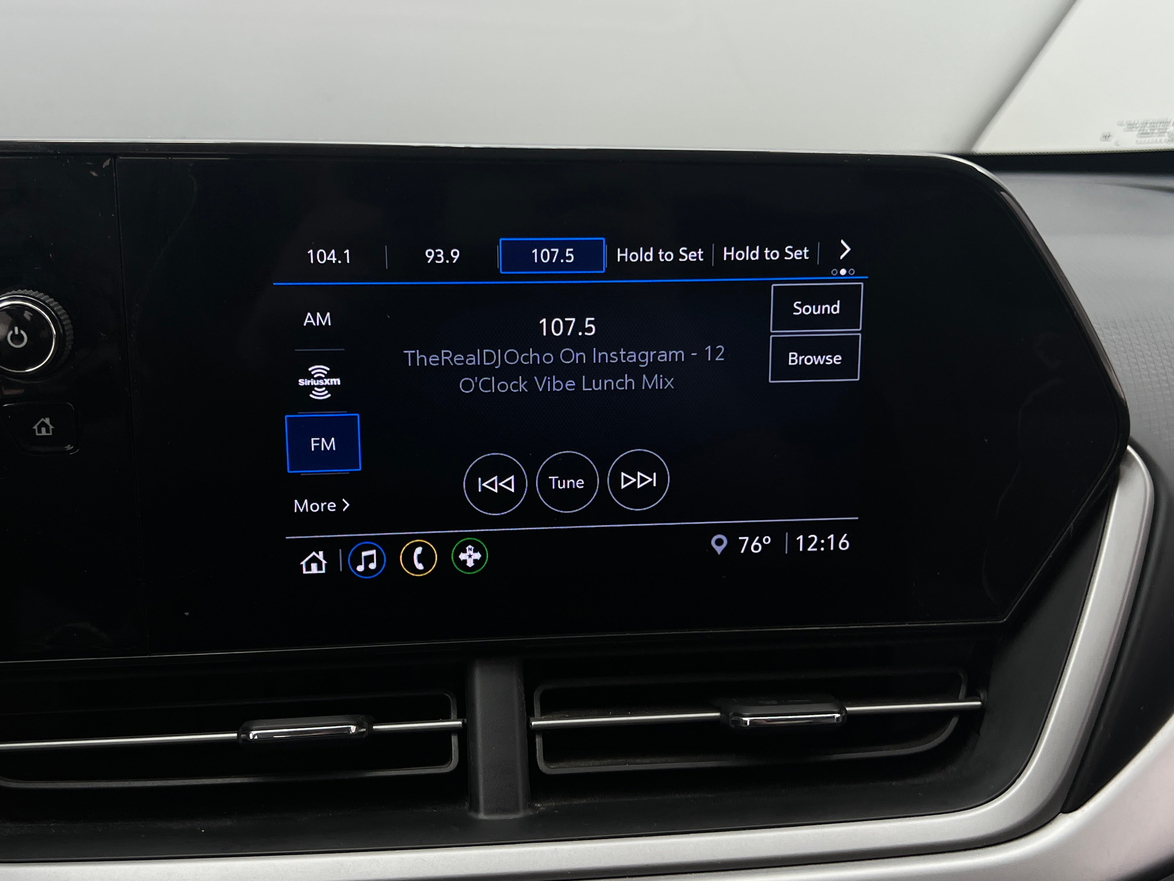 2024 Chevrolet Trax LS 4