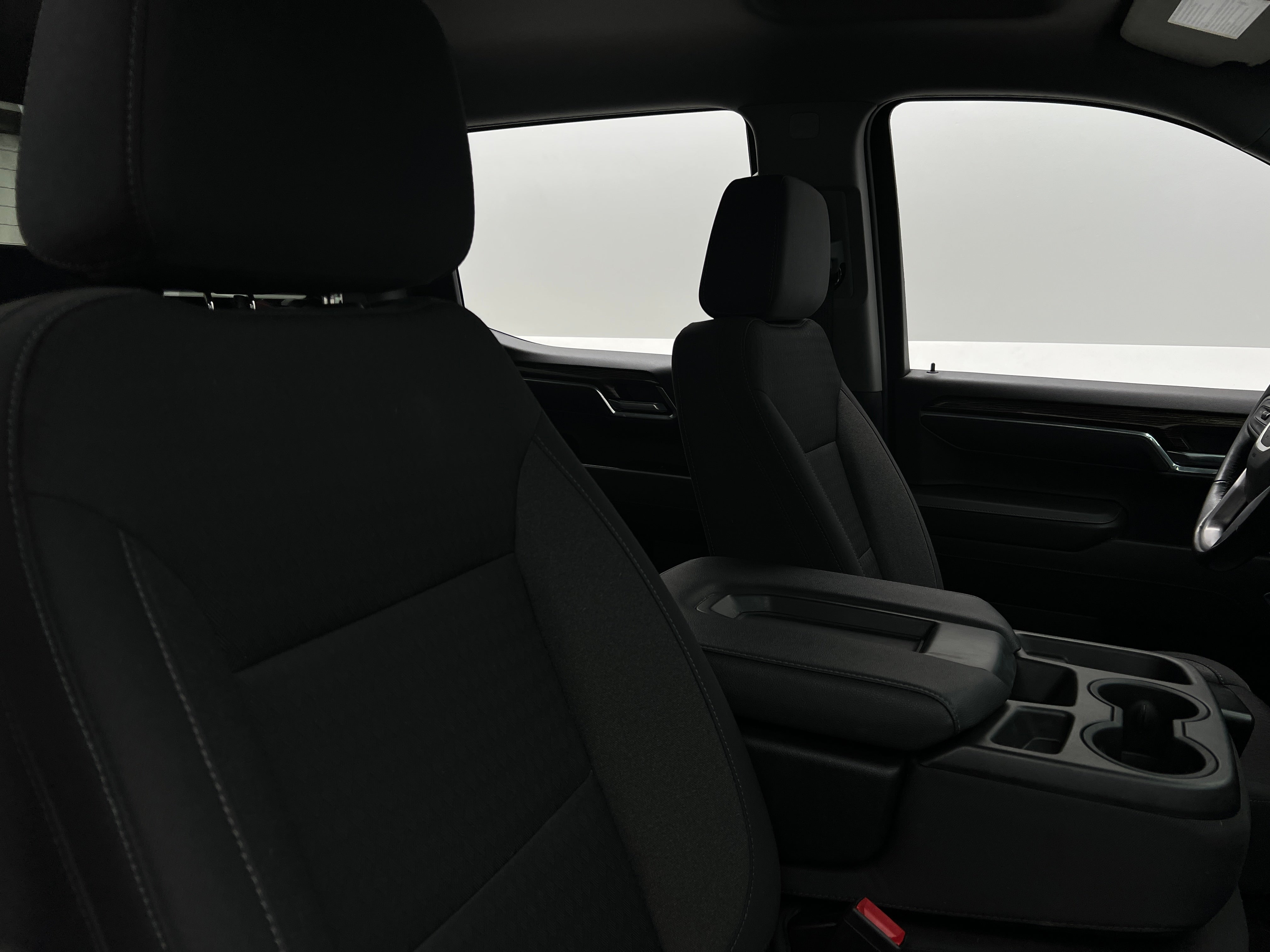 2022 GMC Sierra 1500 Elevation 2