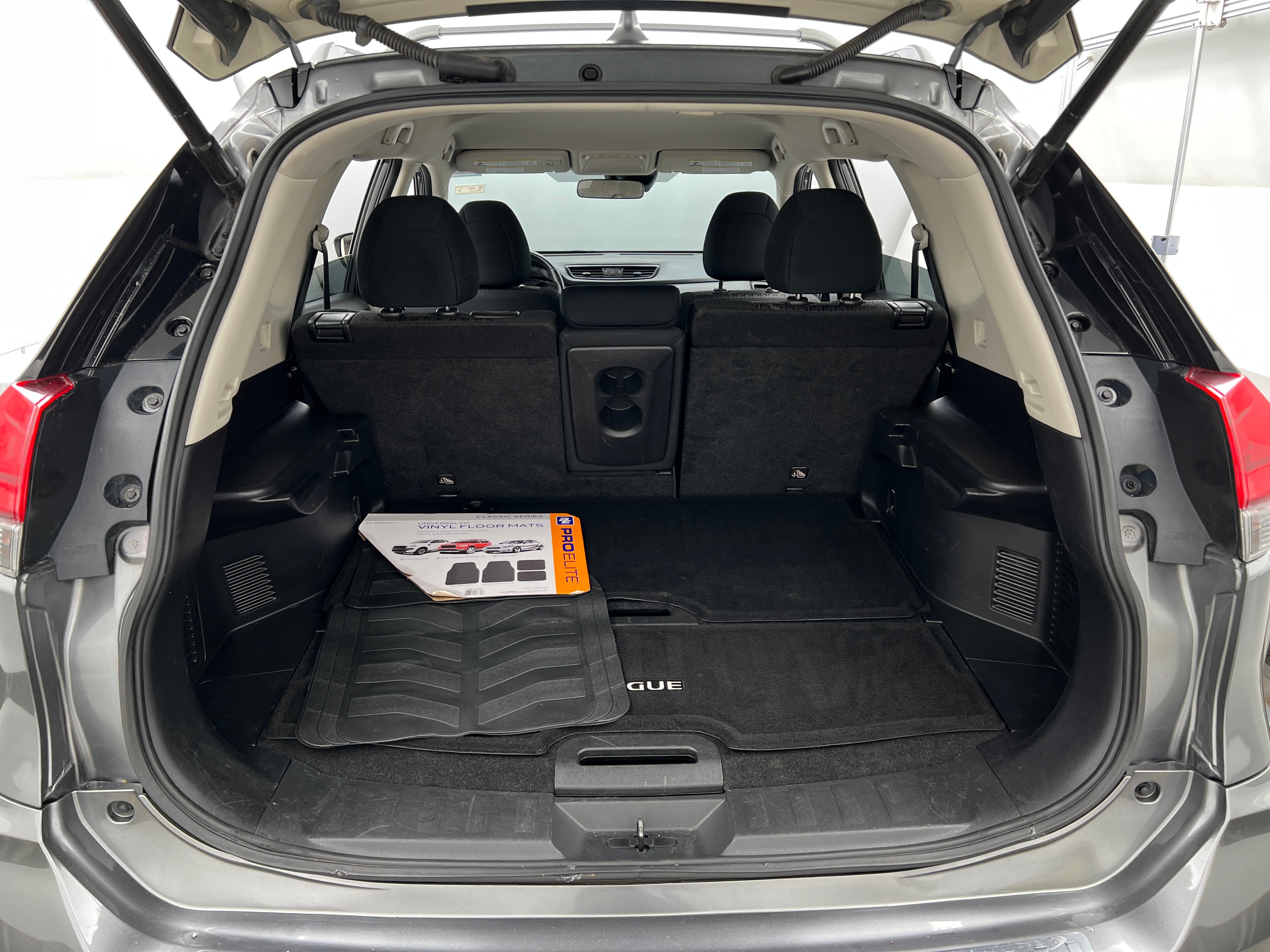 2020 Nissan Rogue SV 7