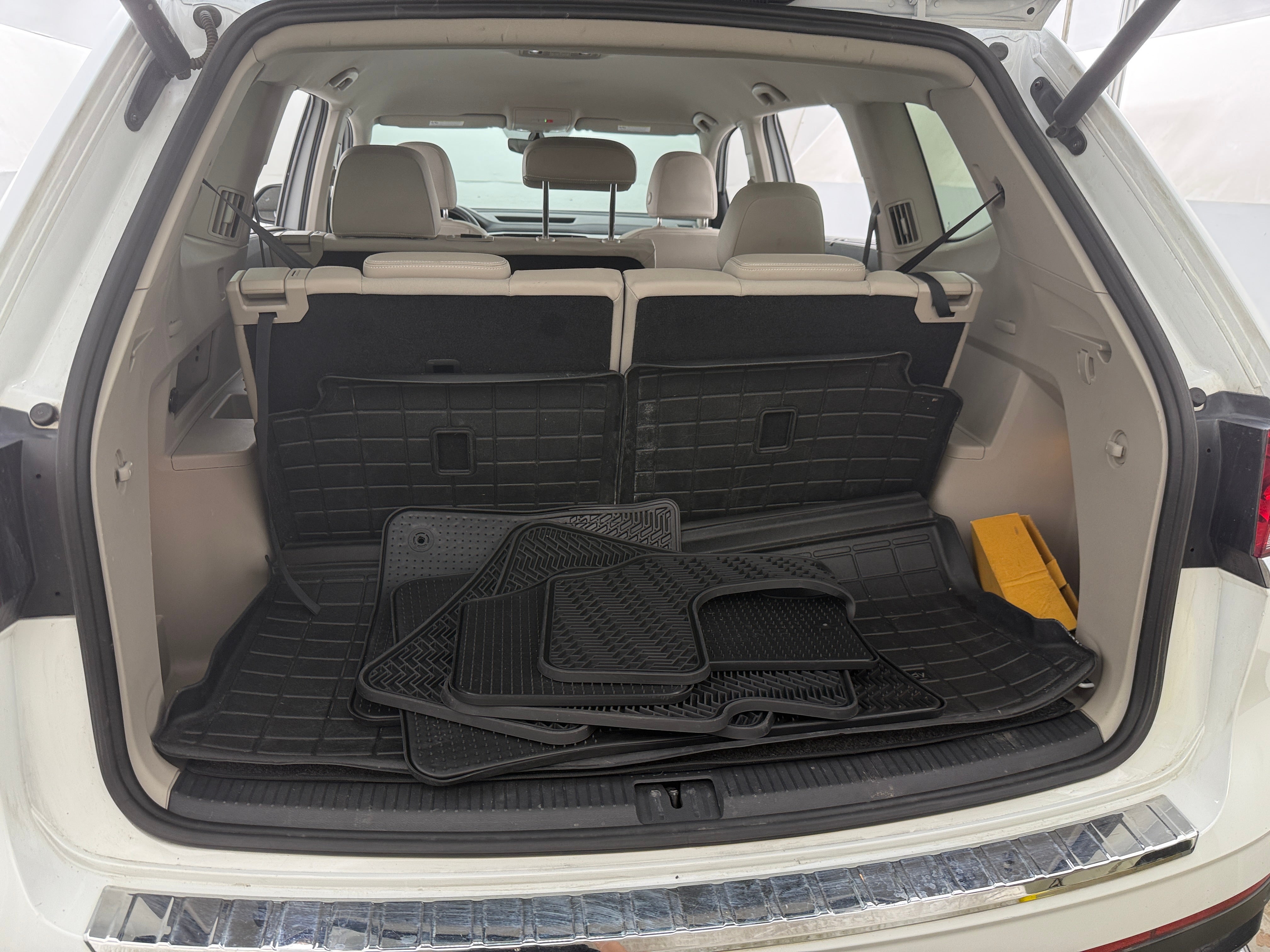 2023 Volkswagen Atlas SE 6